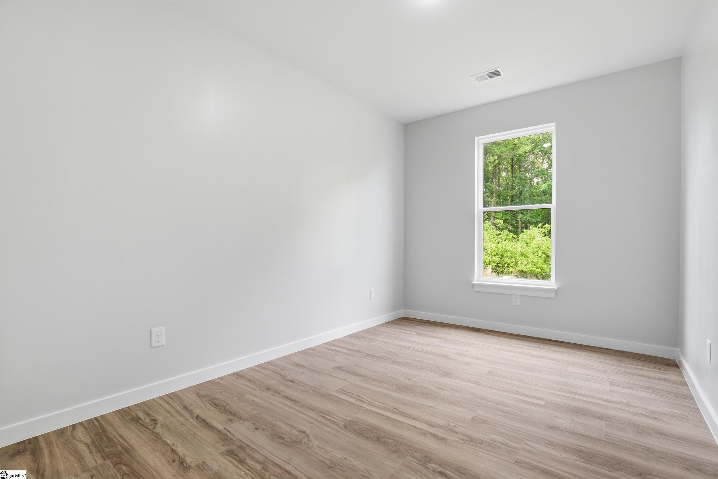 44 Lily Street. Greenville, SC 29617