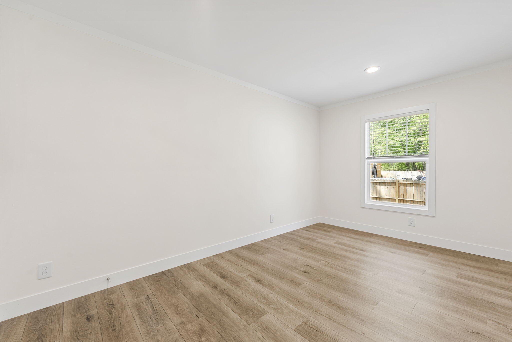 6105 Fox Drive. Ravenel, SC 29470
