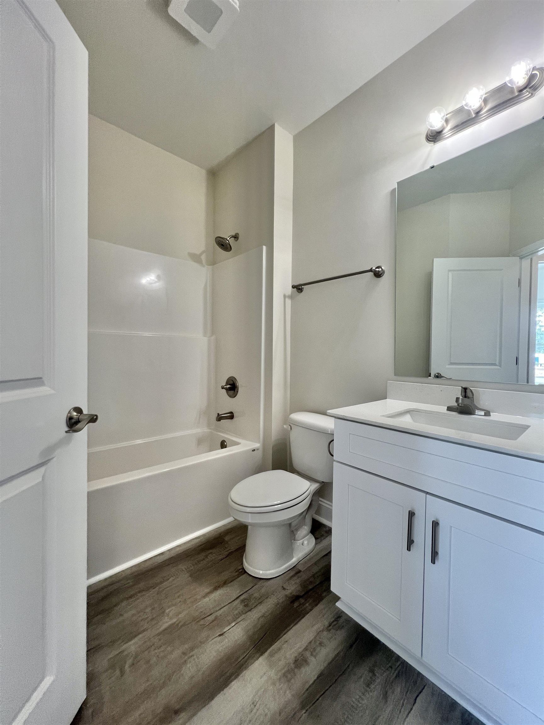 5176 Spring St. Loris, SC 29569