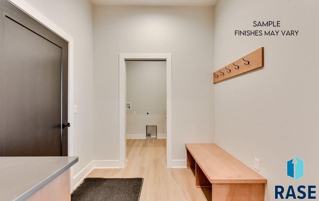 8316 E Wicker Ct. Sioux Falls, SD 57110