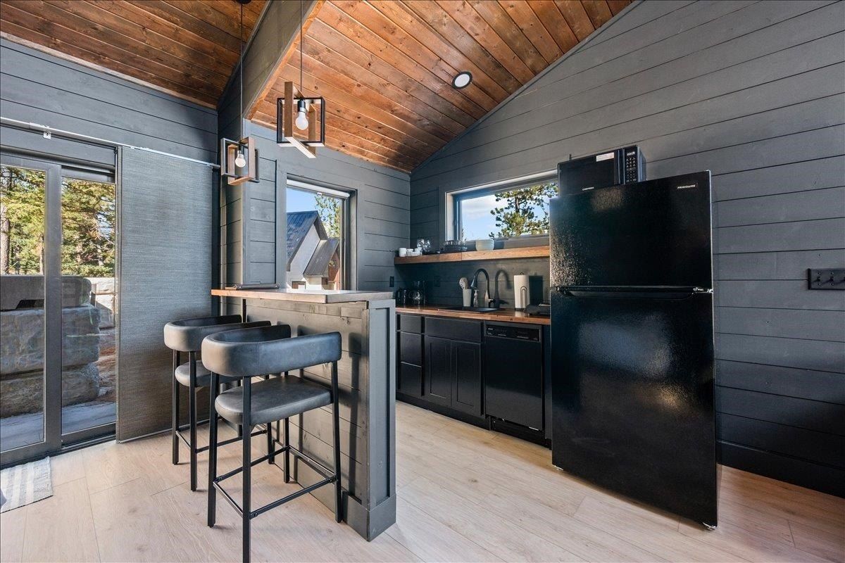 20824 Majestic Heights Lane. Sturgis, SD 57785