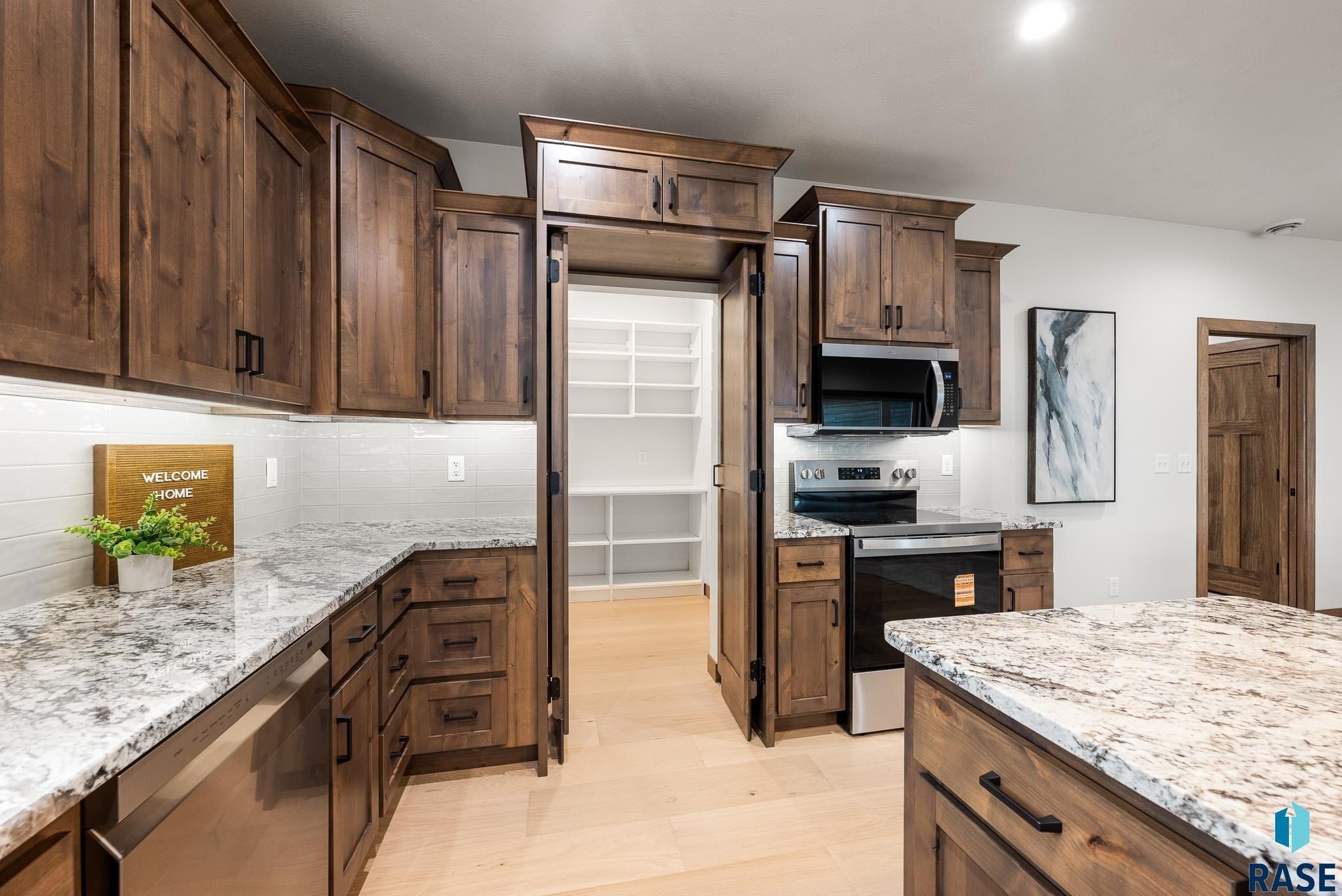 425 E 8Th St. Tea, SD 57064