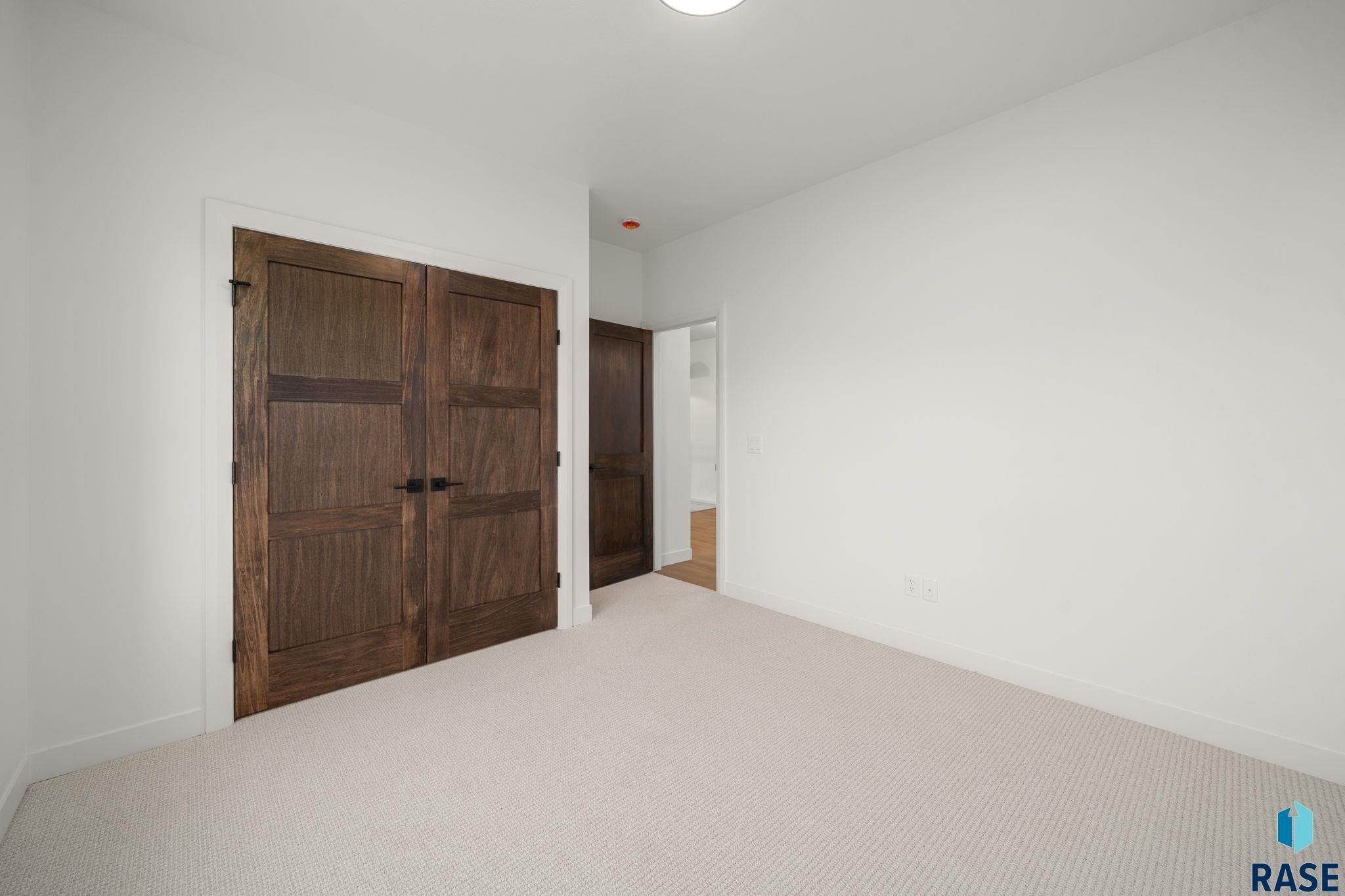 821 Yuzina Ave. Harrisburg, SD 57032