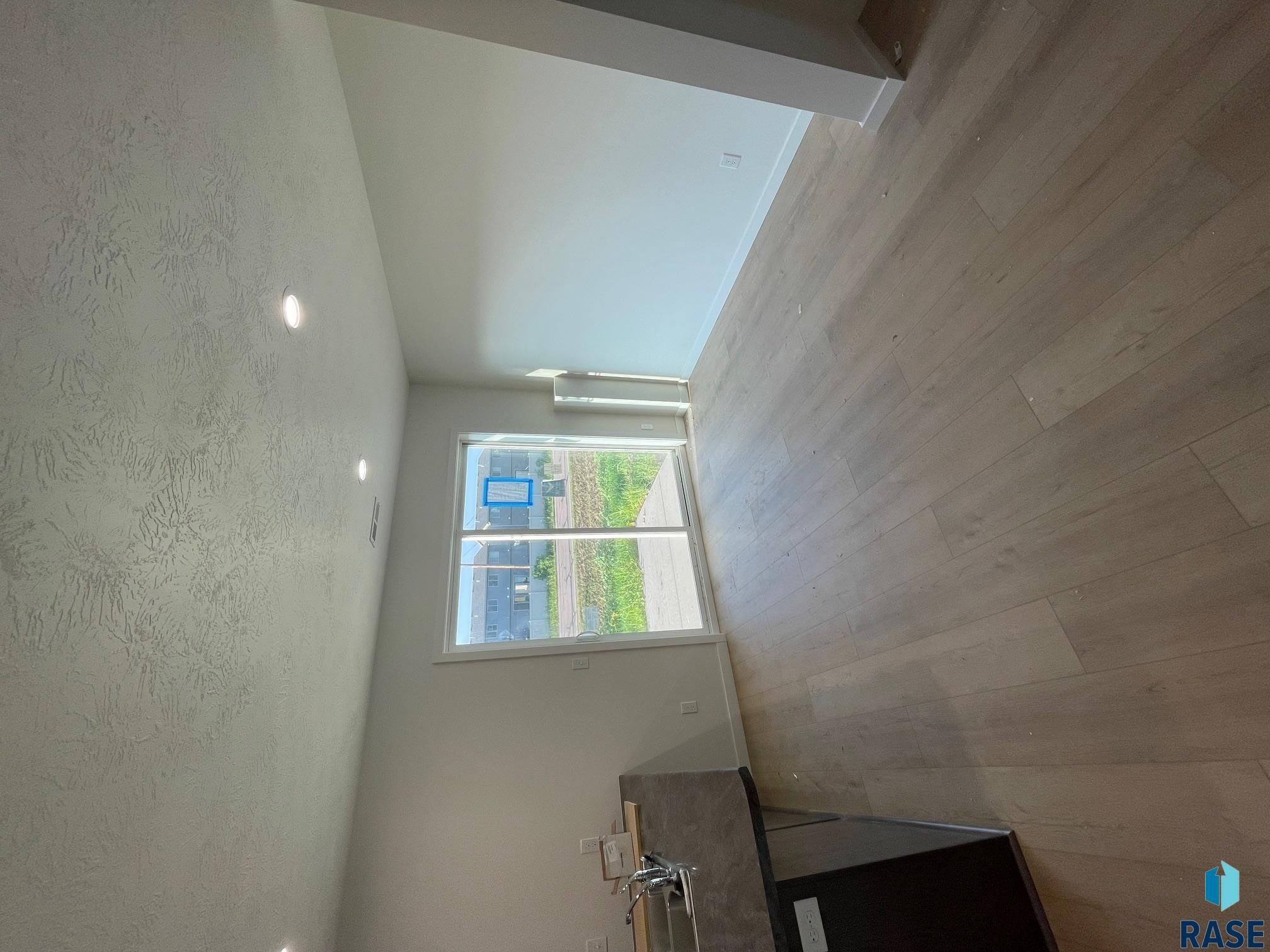 9622 W Tunis Dr. Sioux Falls, SD 57106