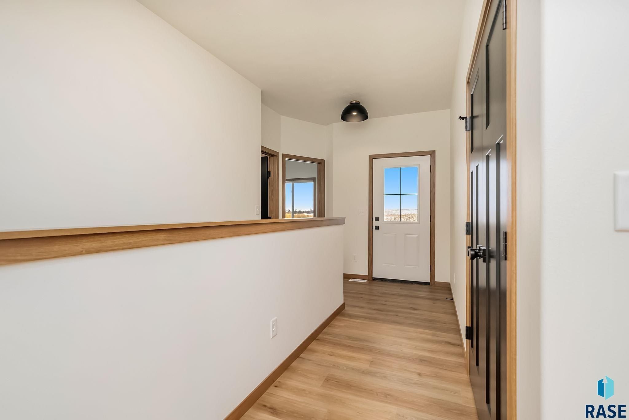 1501 E Carol St. Sioux Falls, SD 57104