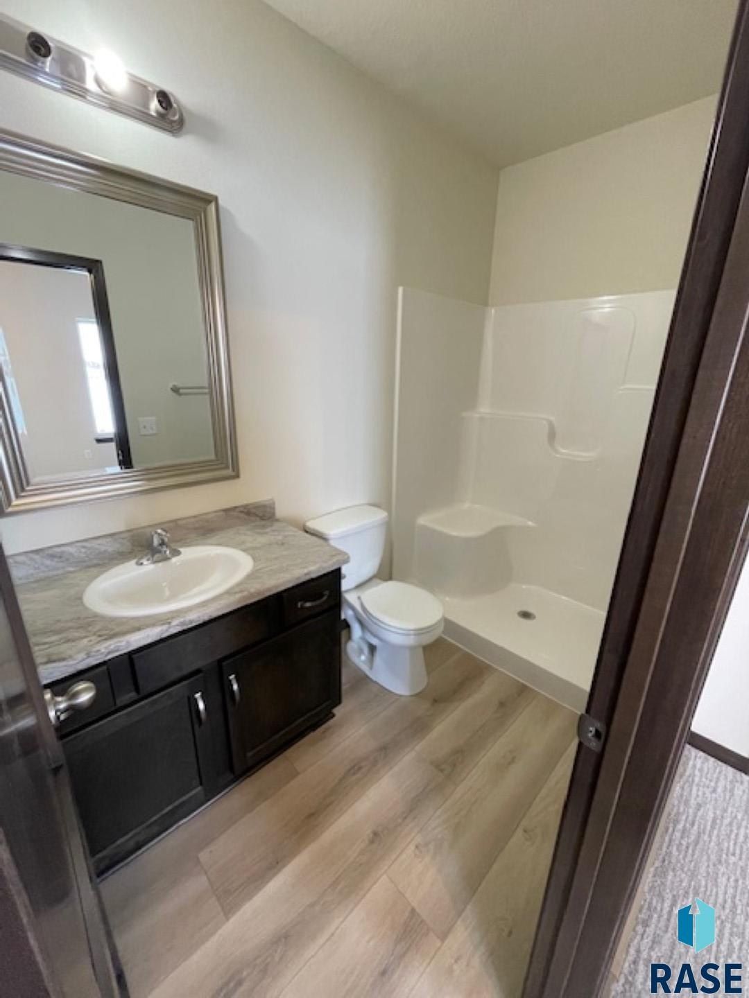 3514 S Heather Ave. Sioux Falls, SD 57106