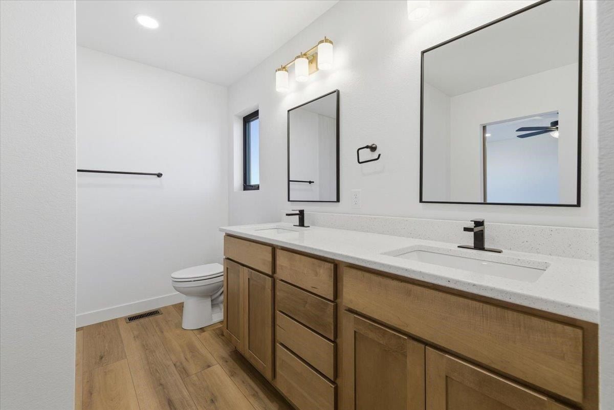 4811 Papillion Dr. Rapid City, SD 57703