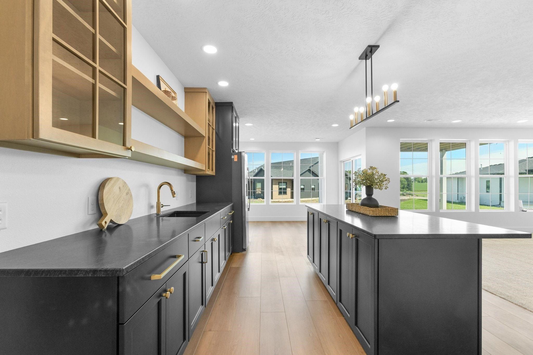 8304 Sheridan Cir. Sioux Falls, SD 57110