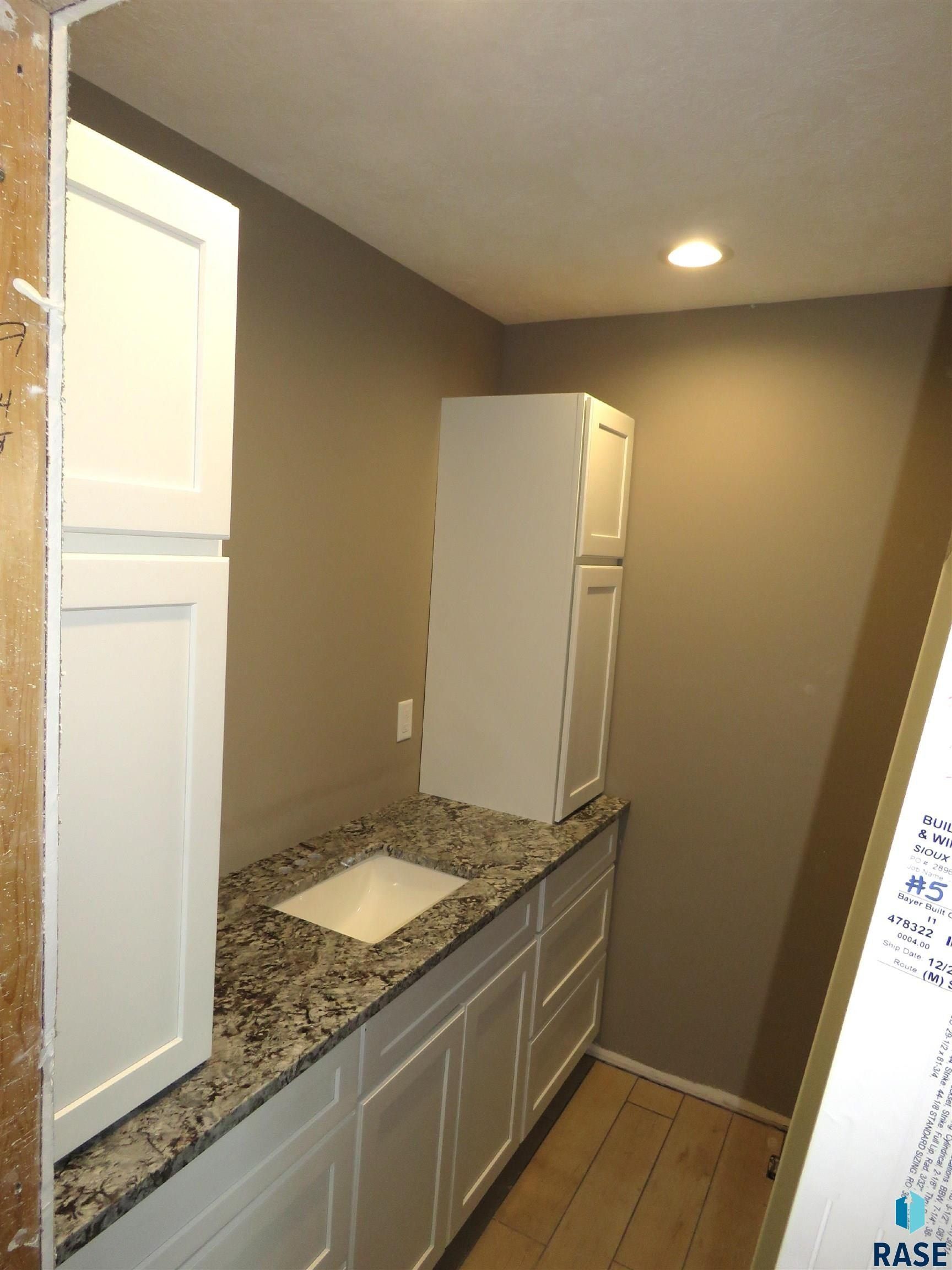 27240 S Noble Cir. Tea, SD 57064