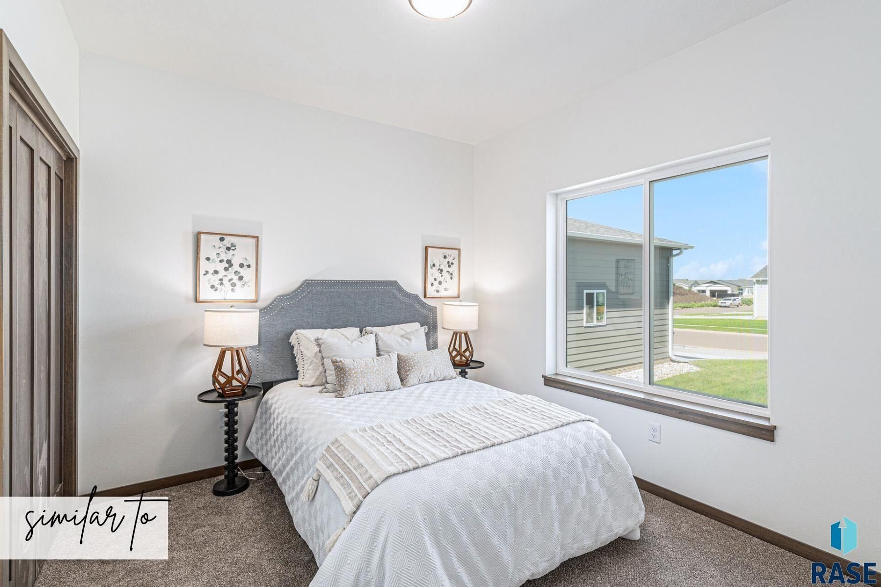 9204 W Counsel St. Sioux Falls, SD 57106