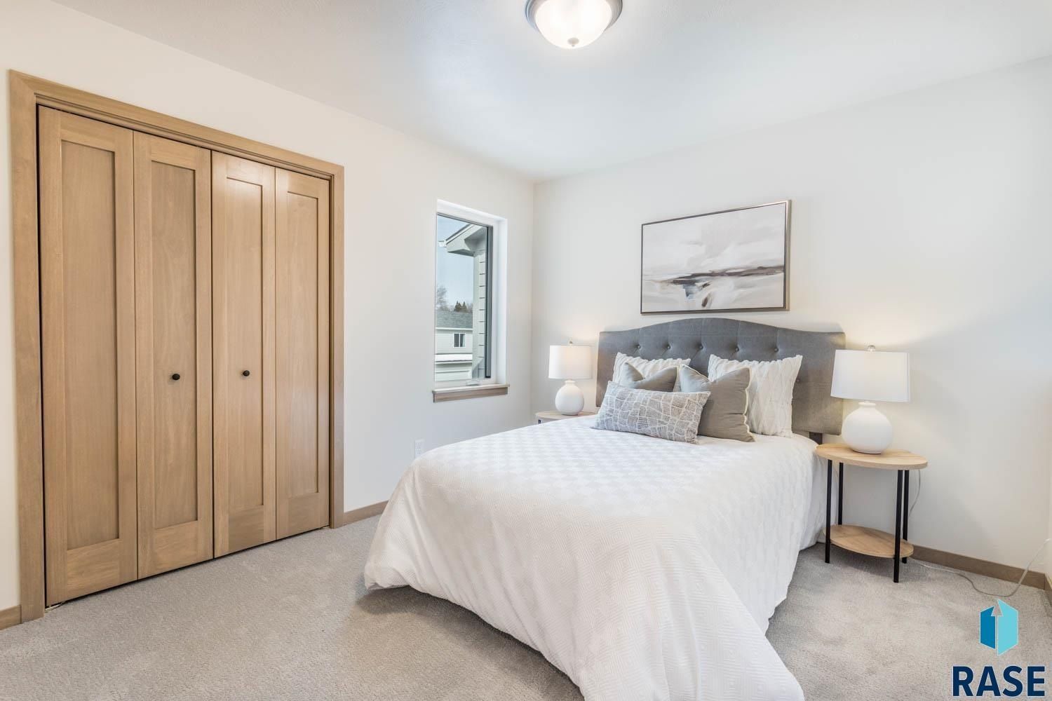 8013 E Tencate Pl. Sioux Falls, SD 57110