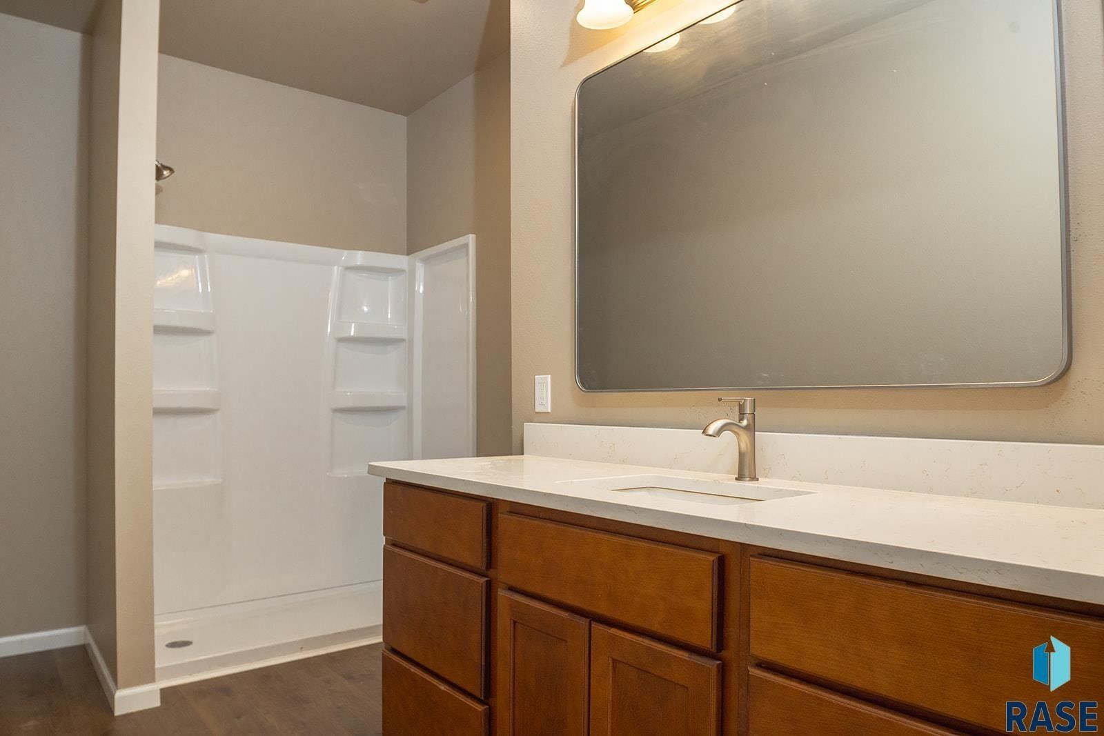 706 W Opal Ln. Hartford, SD 57033