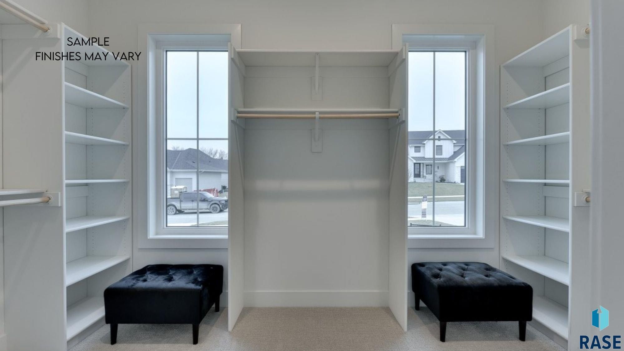 6605 E Hawker Cir. Sioux Falls, SD 57110