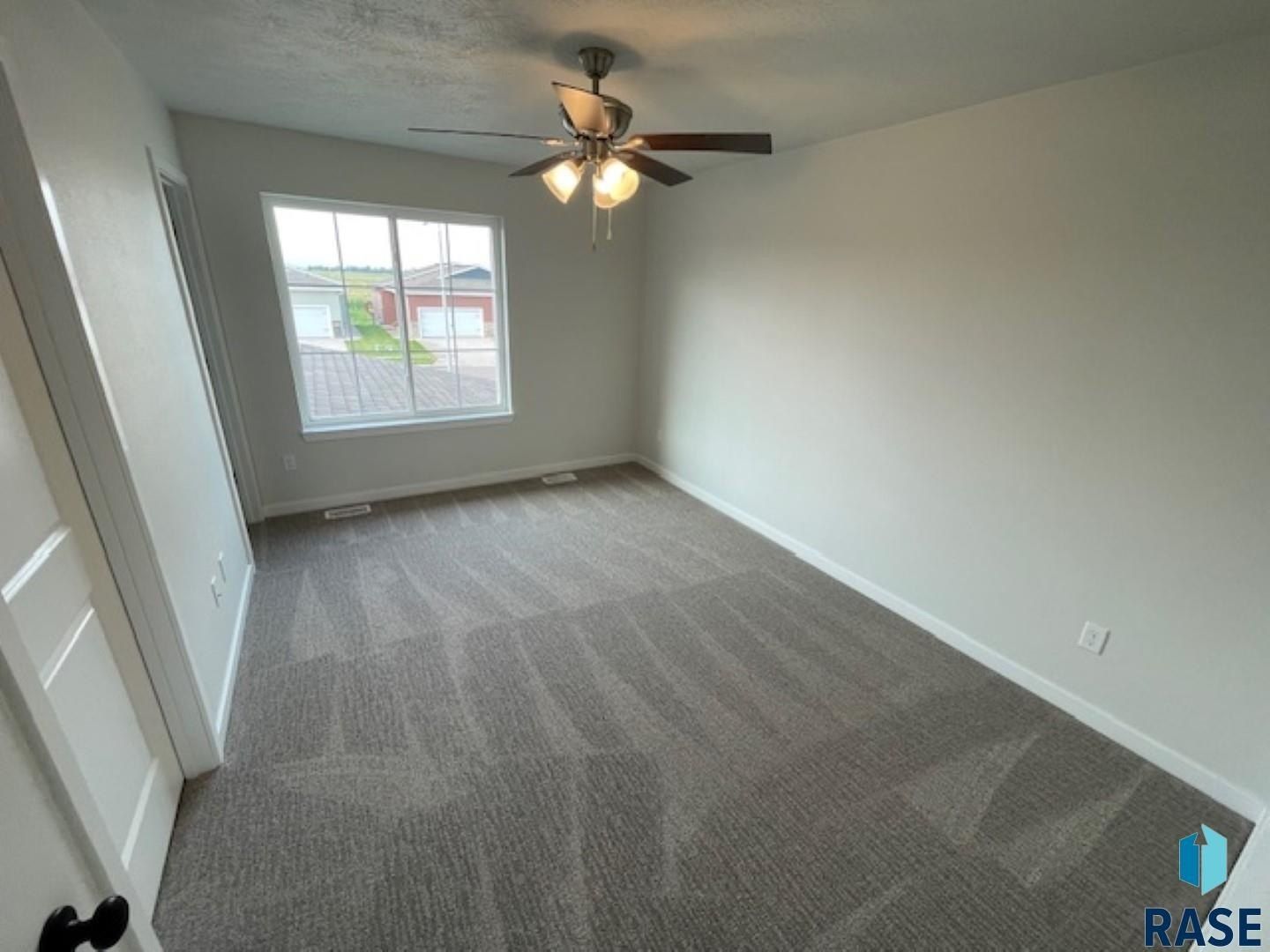 9624 W Tunis Dr. Sioux Falls, SD 57106