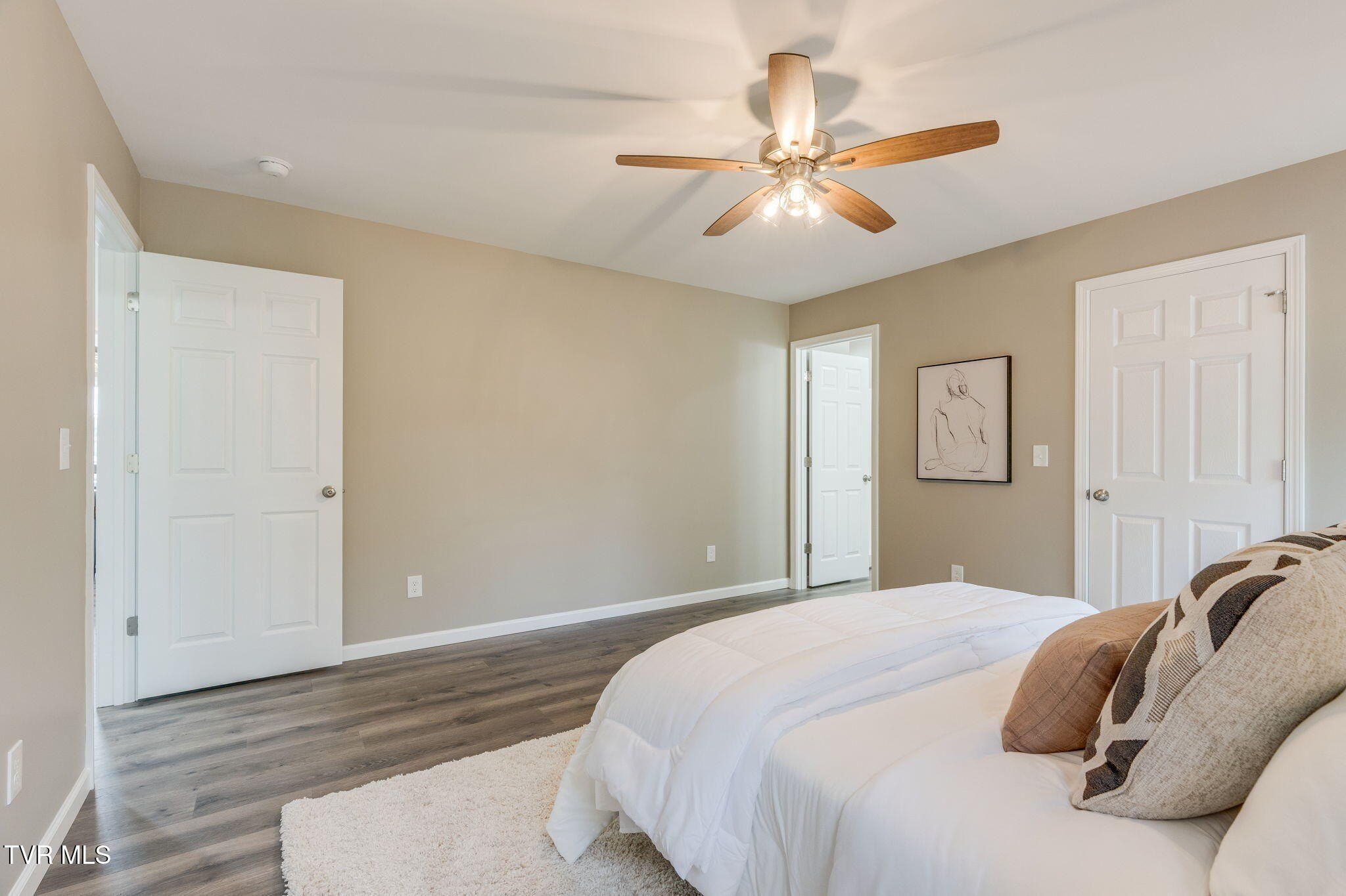1026 W G Street. Elizabethton, TN 37643