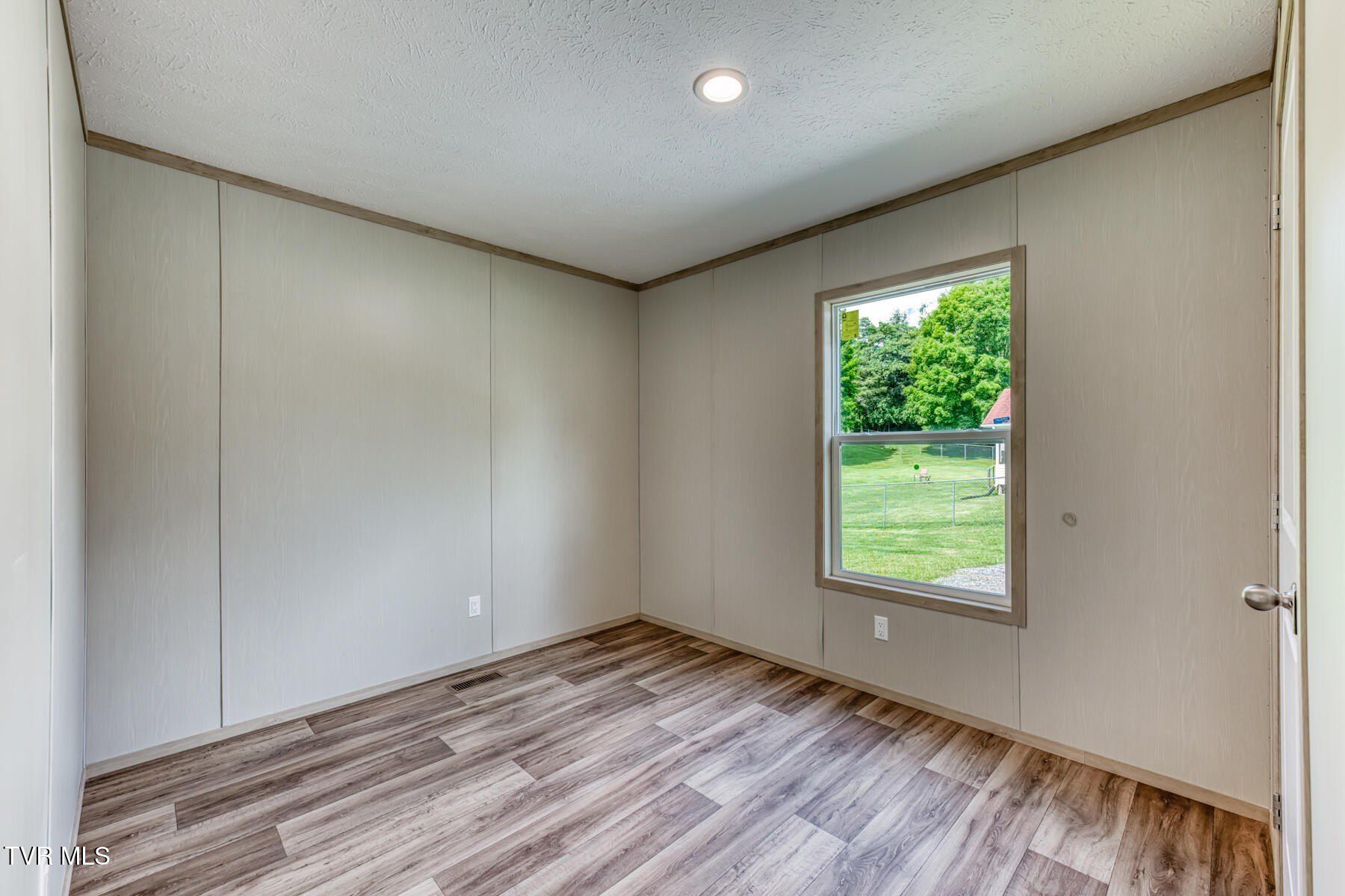 108 Hemlock Lane. Bristol, TN 37620