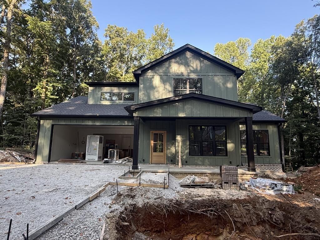 611 Buck Mountain Trail. Cookeville, TN 38506