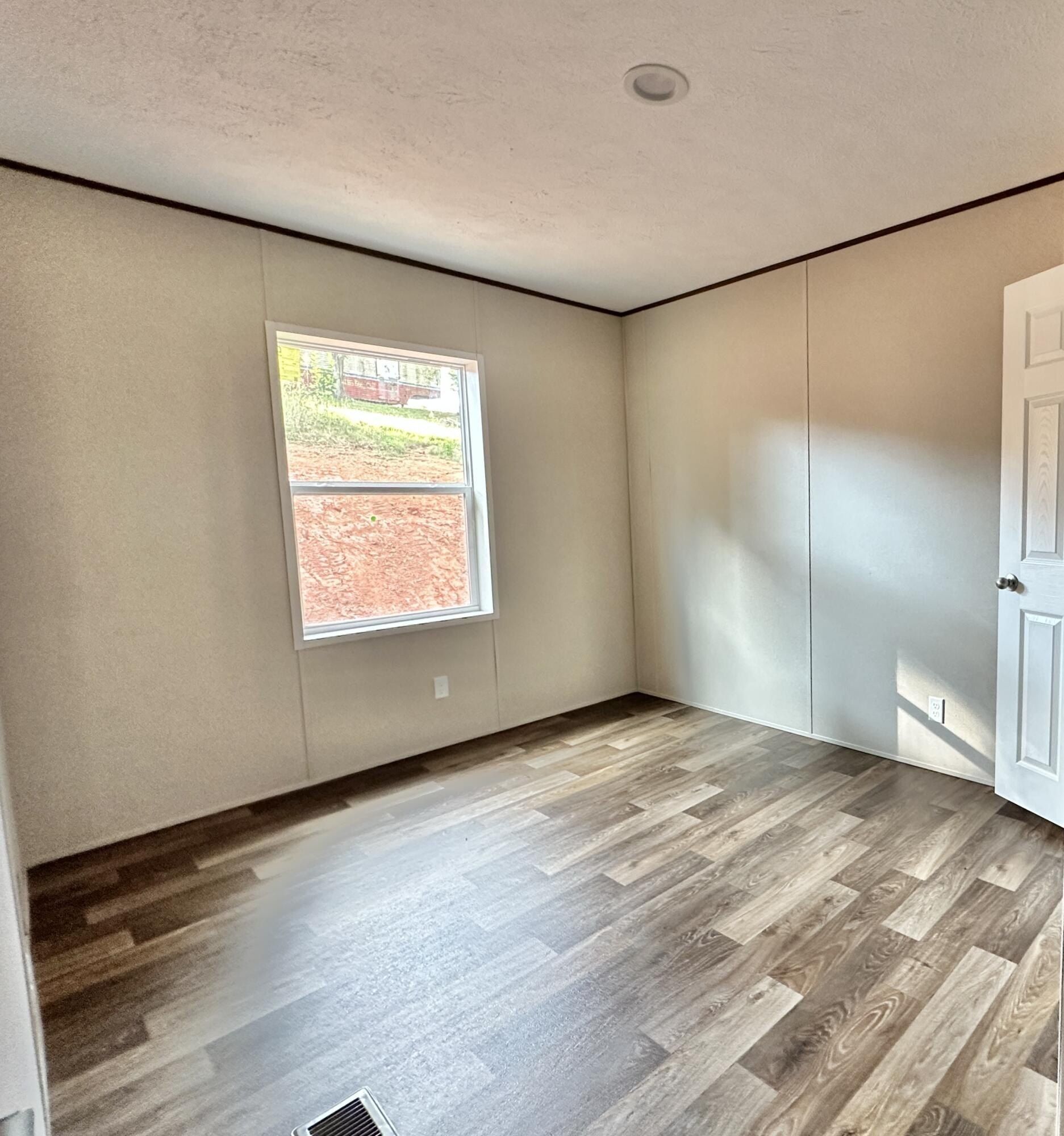 552 Kincaid Street. Kingsport, TN 37660
