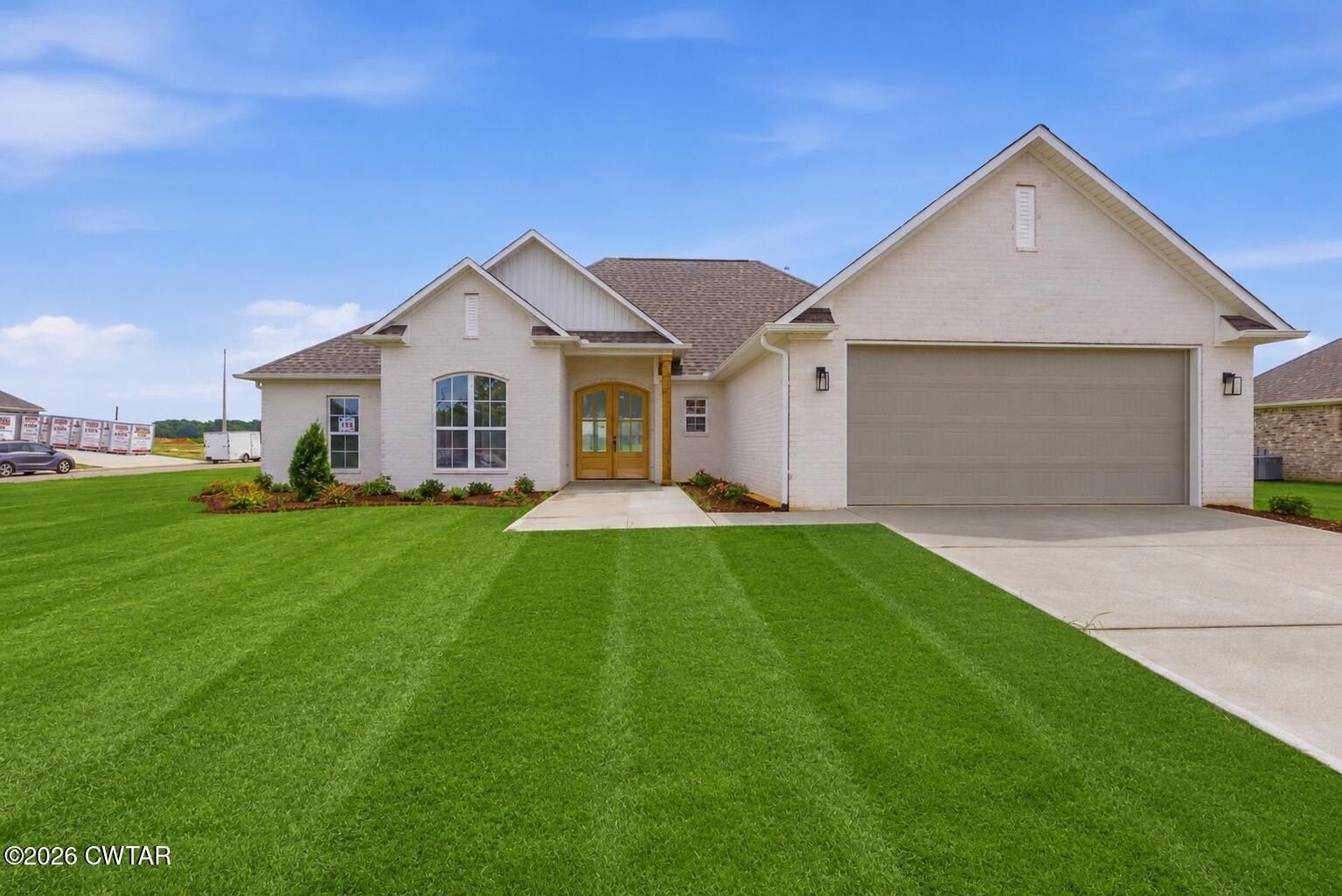 Brookside Drive. Medina, TN 38355