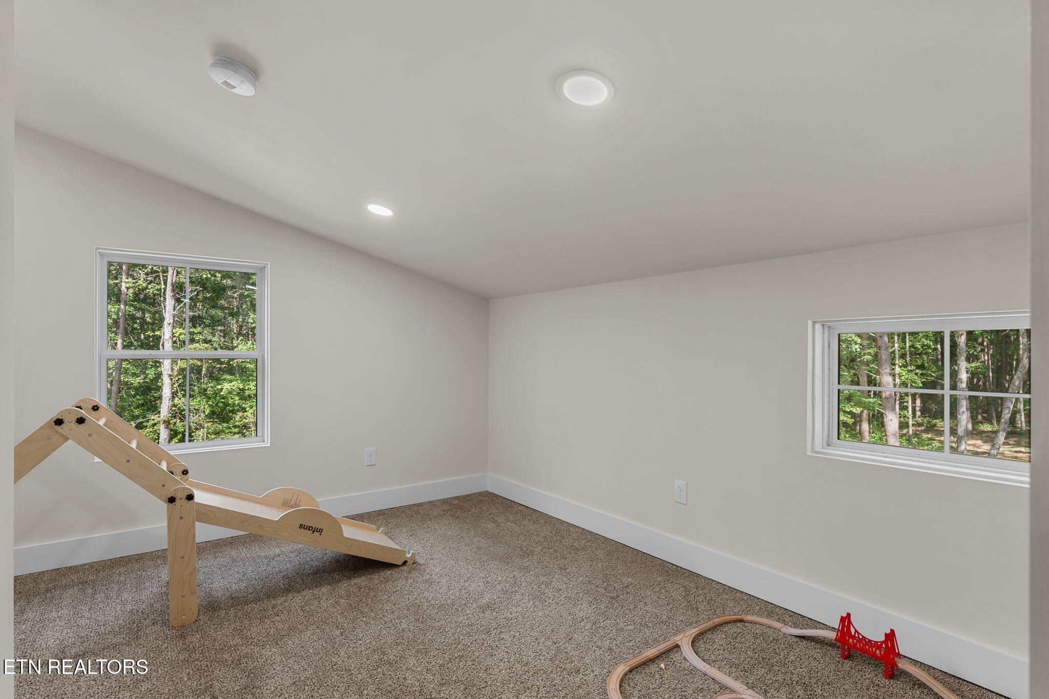 653 Briar Rd. Soddy Daisy, TN 37379