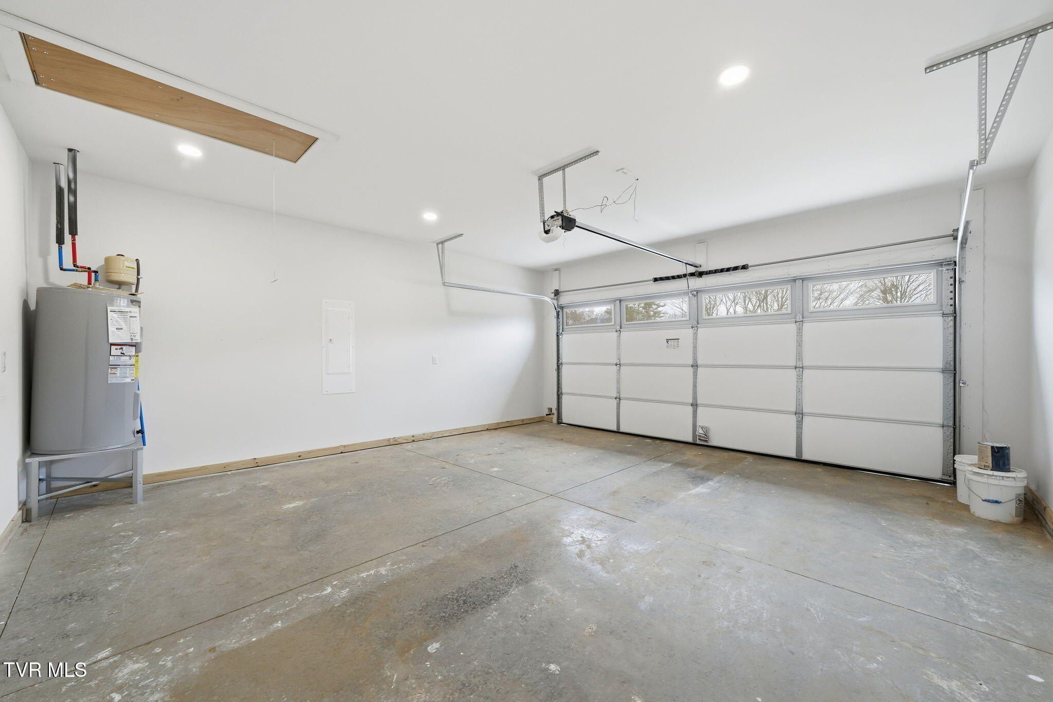 333 Tys Place. Kingsport, TN 37663