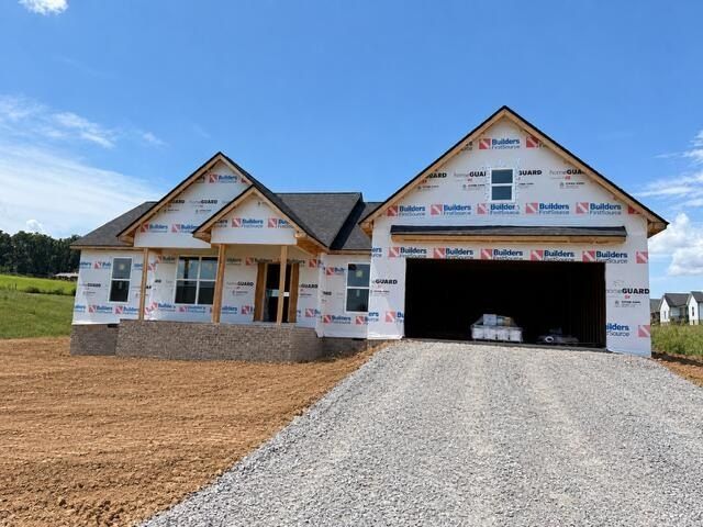 2694 Whispering Oaks Ln. Cookeville, TN 38501