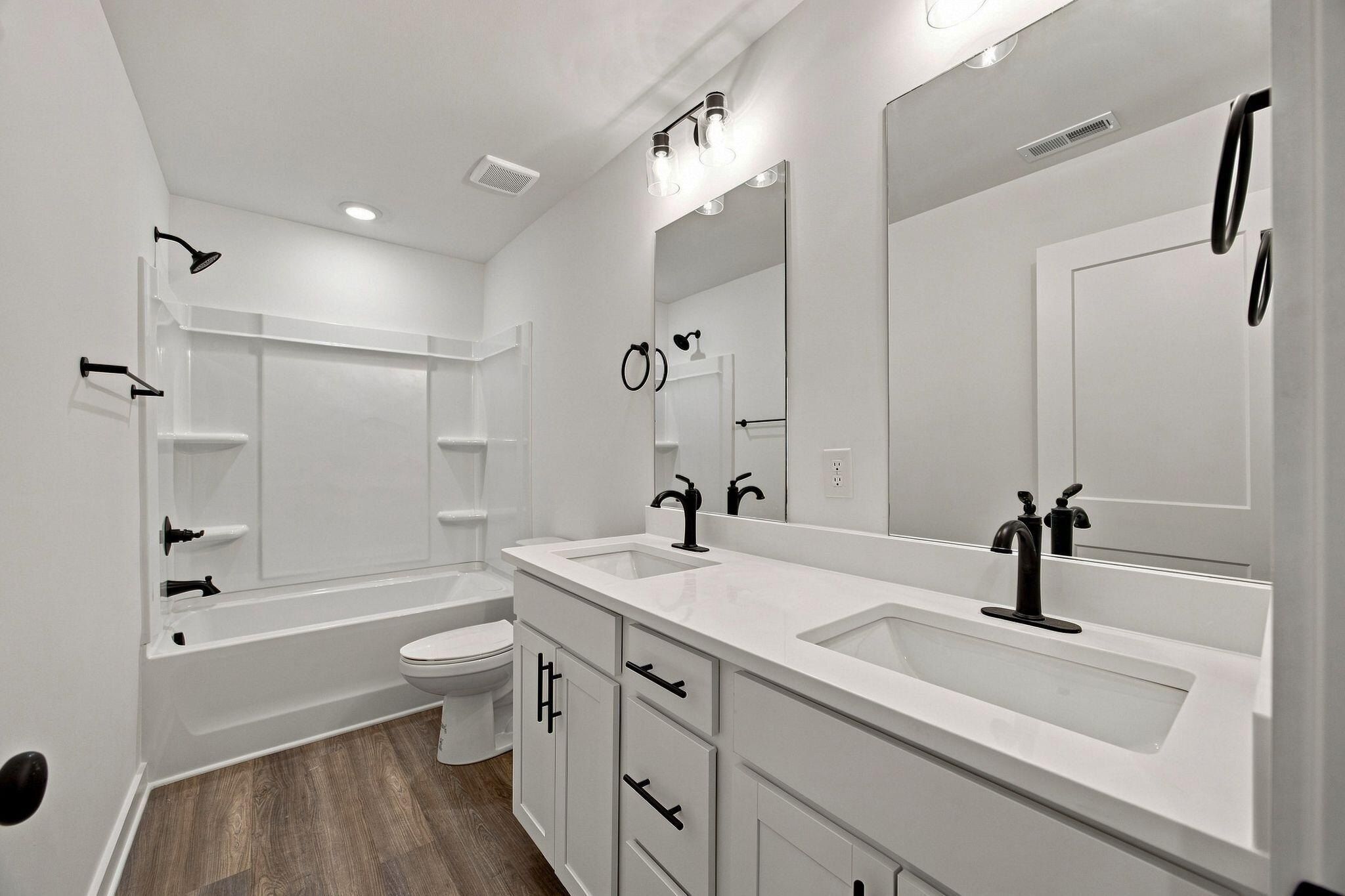 880 Gardenview Way. Chattanooga, TN 37421