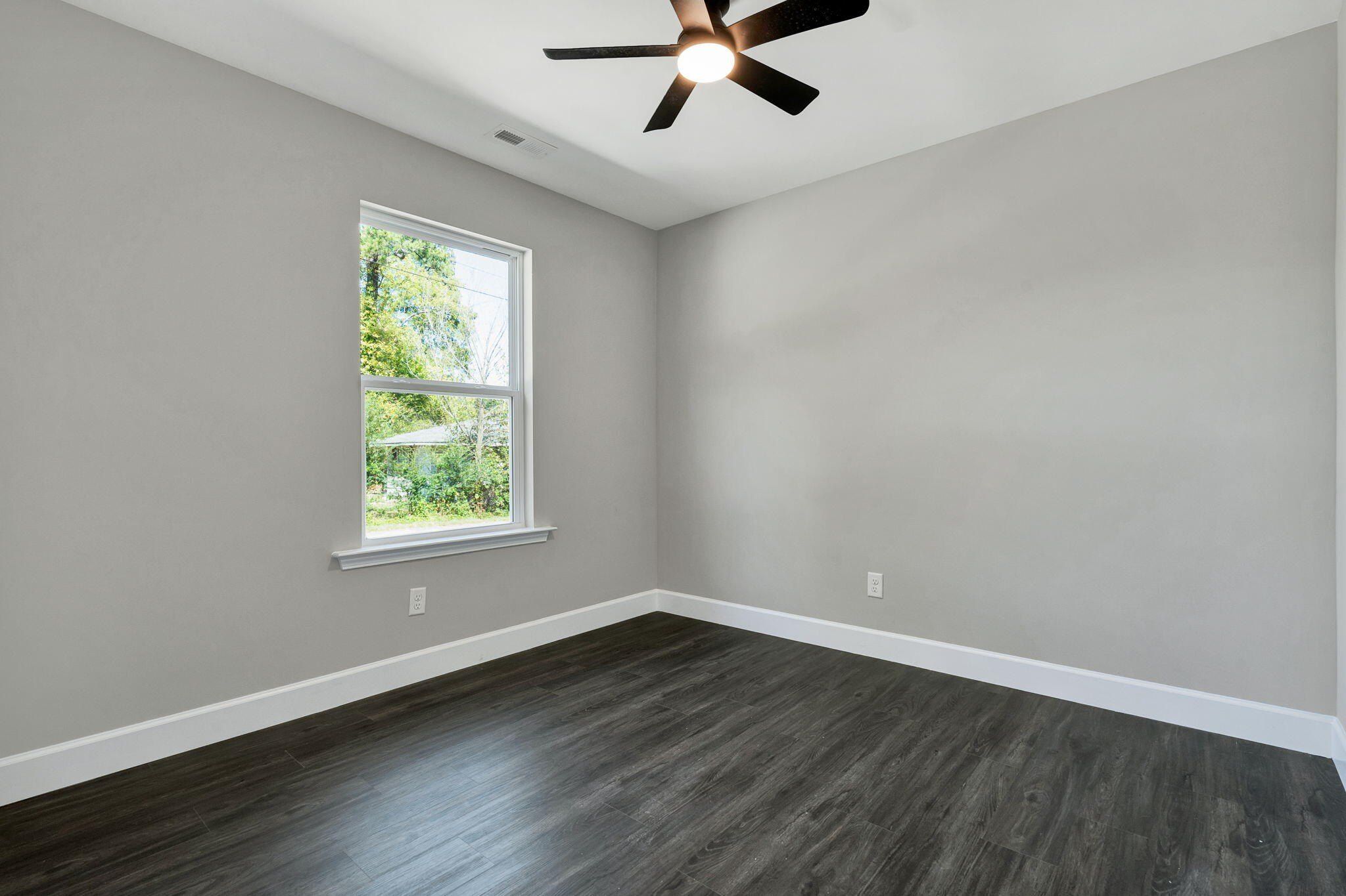 1016 Tunnel Boulevard. Chattanooga, TN 37411