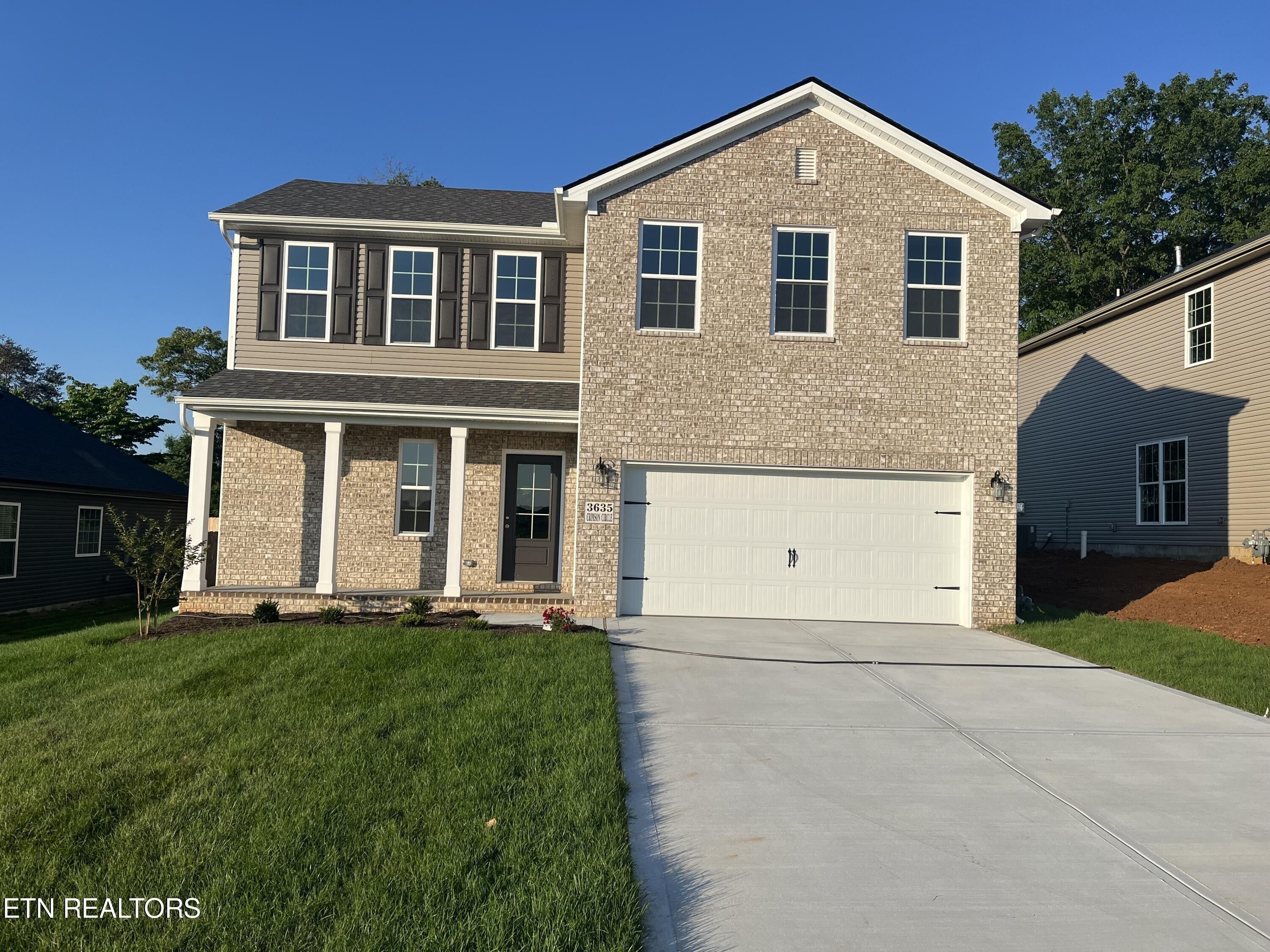 3635 Crimson Circle. Maryville, TN 37801