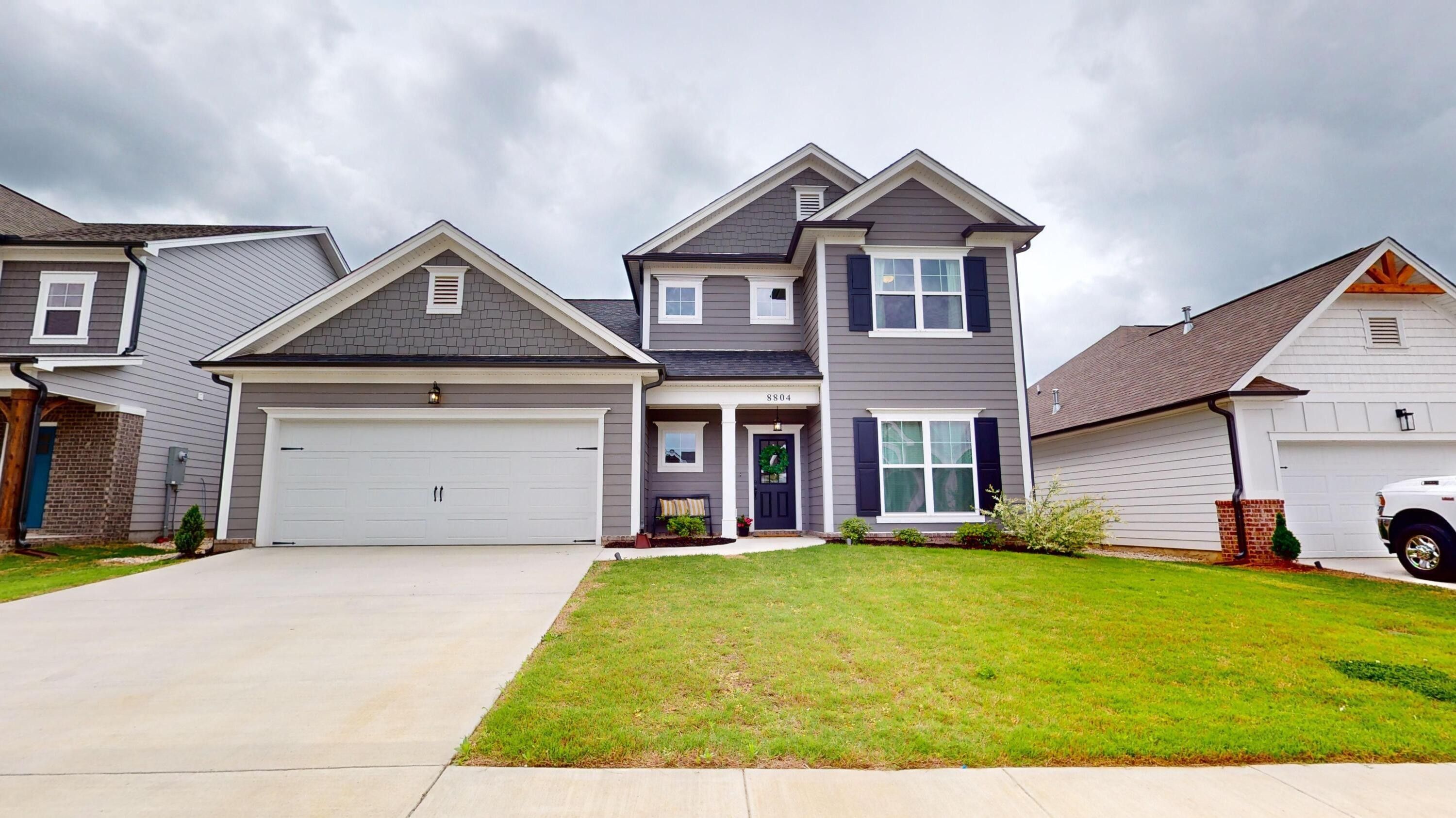 8804 Knolling Loop. Ooltewah, TN 37363