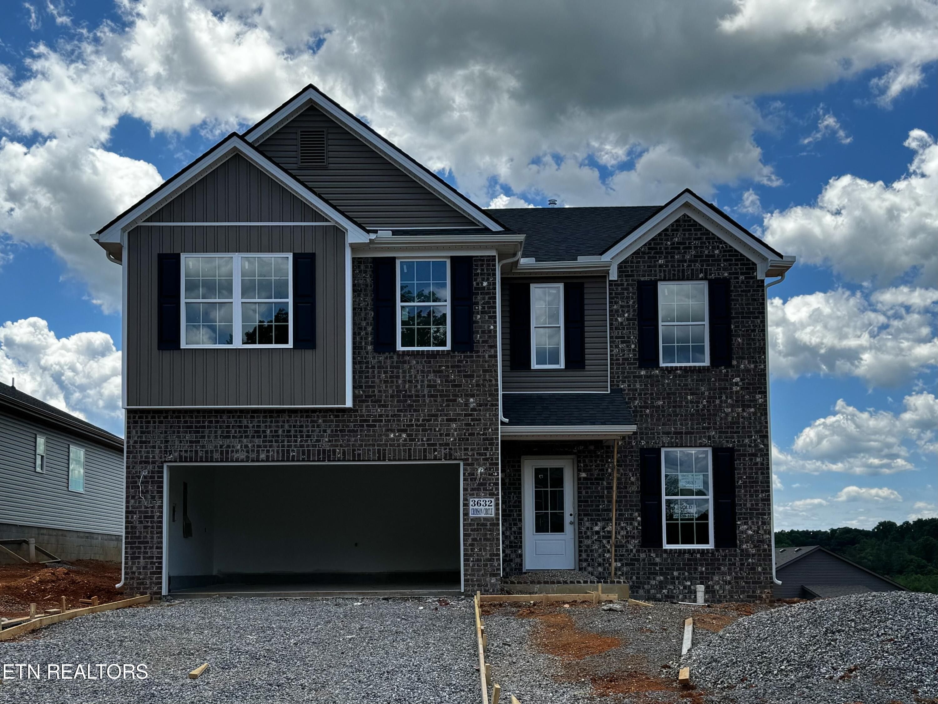 3632 Crimson Circle. Maryville, TN 37801