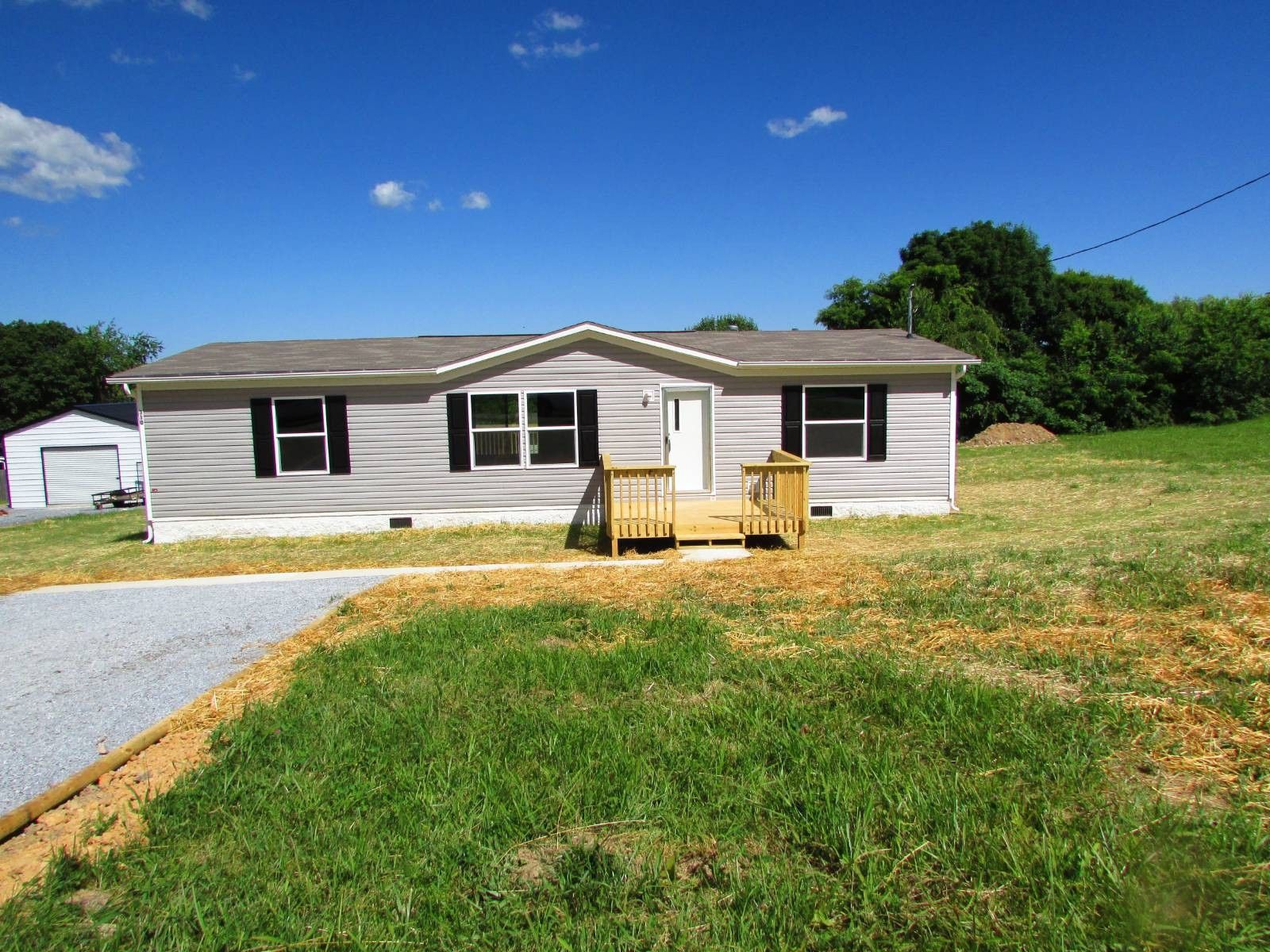 310 Cherry Tree. Elizabethton, TN 37643