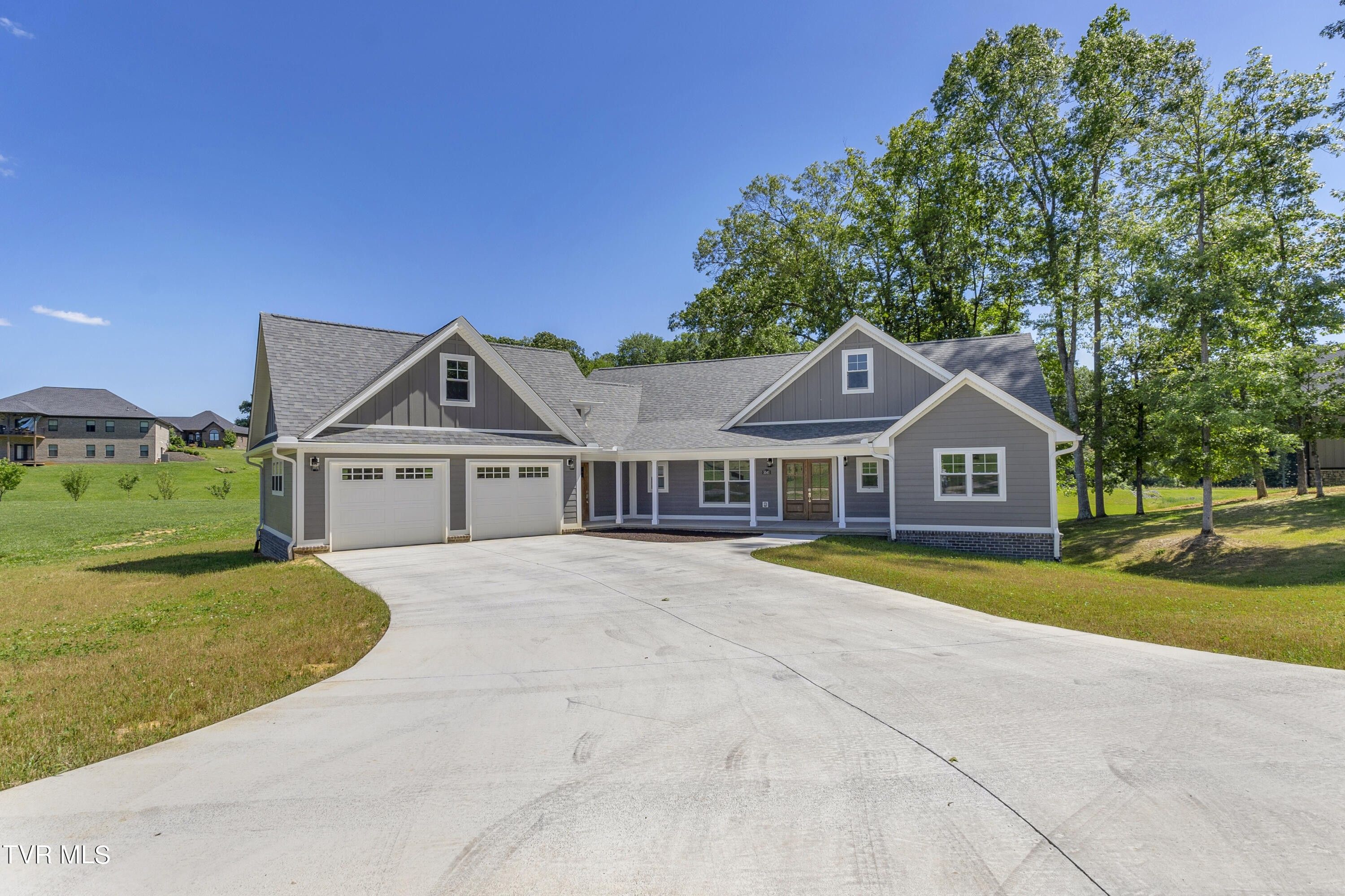 5541 Hester Court. Piney Flats, TN 37686