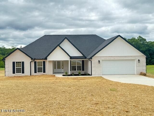 1054 Pathways Drive. Seymour, TN 37865