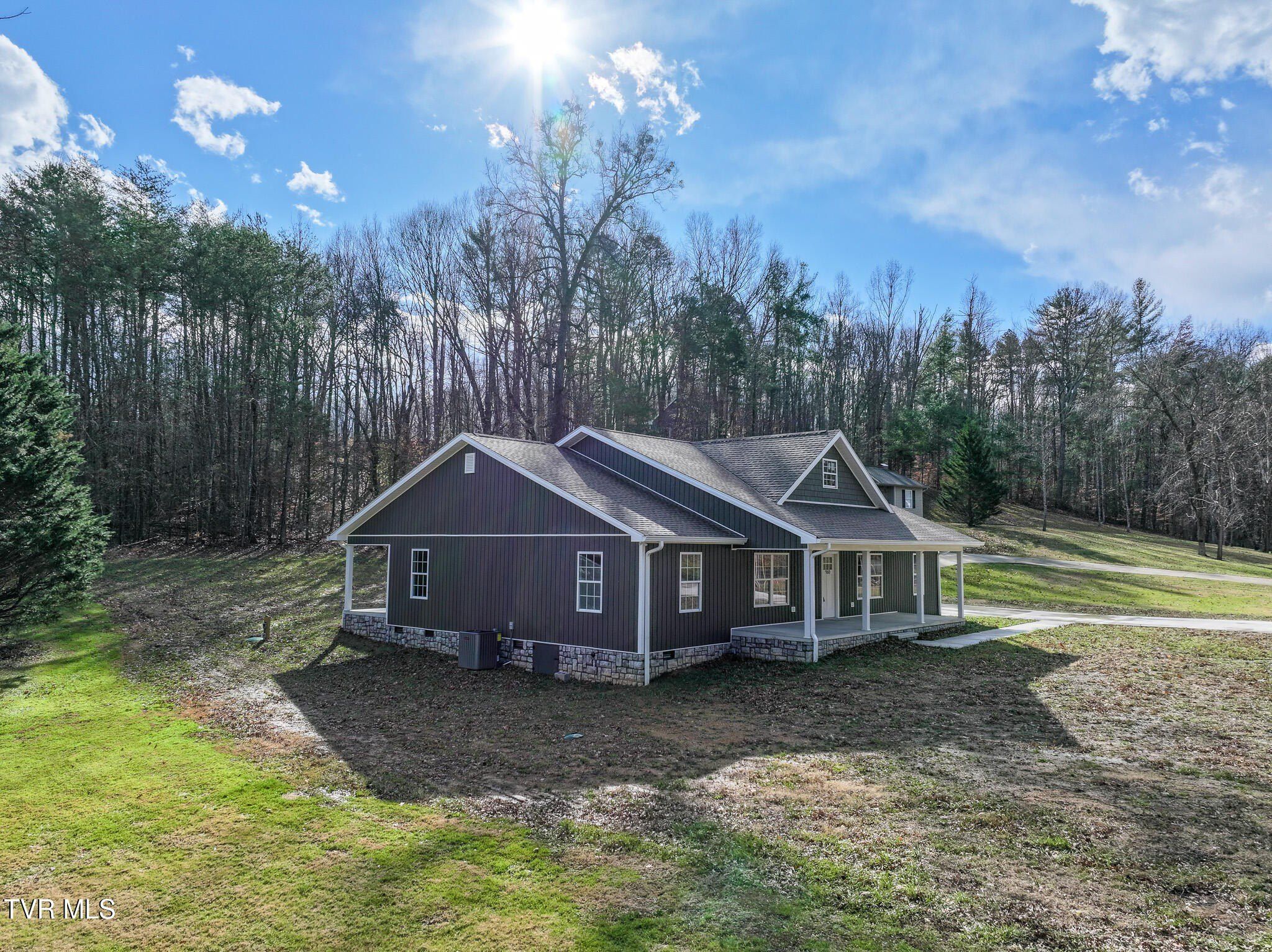 960 E Allens Bridge Road. Greeneville, TN 37743