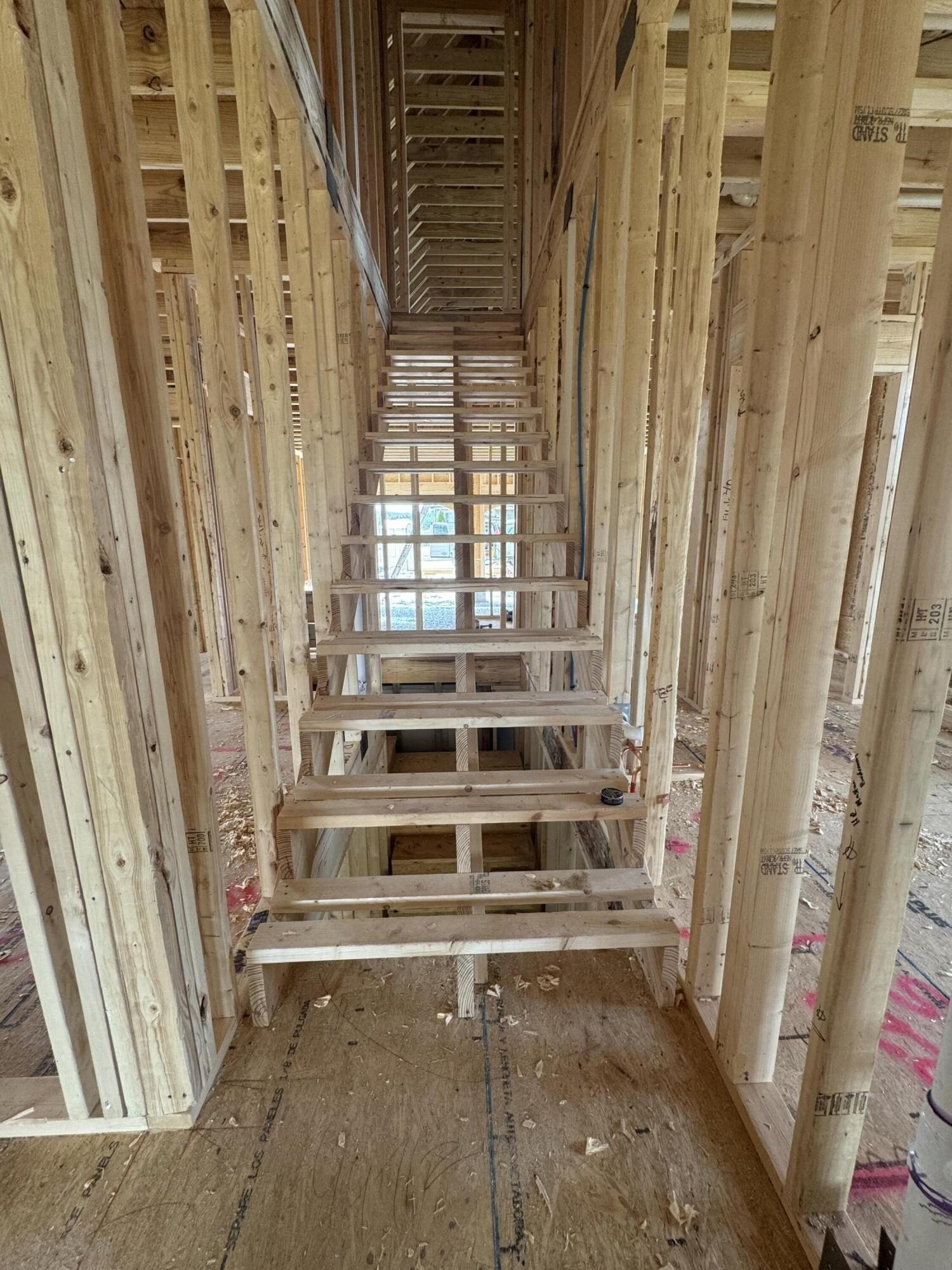 12800 Blakeslee Drive. Soddy Daisy, TN 37379