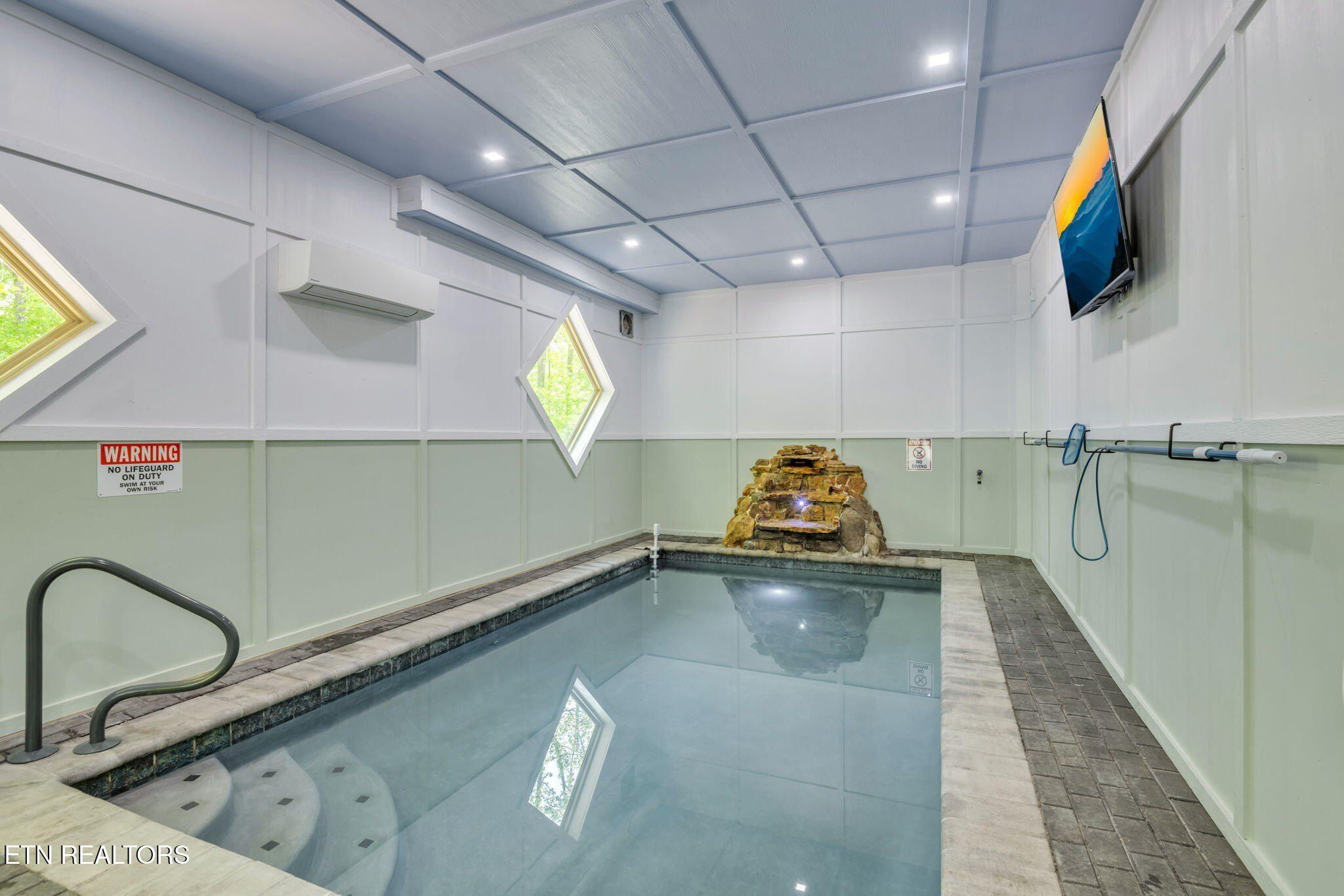 3138 White Falcon Way. Pigeon Forge, TN 37863