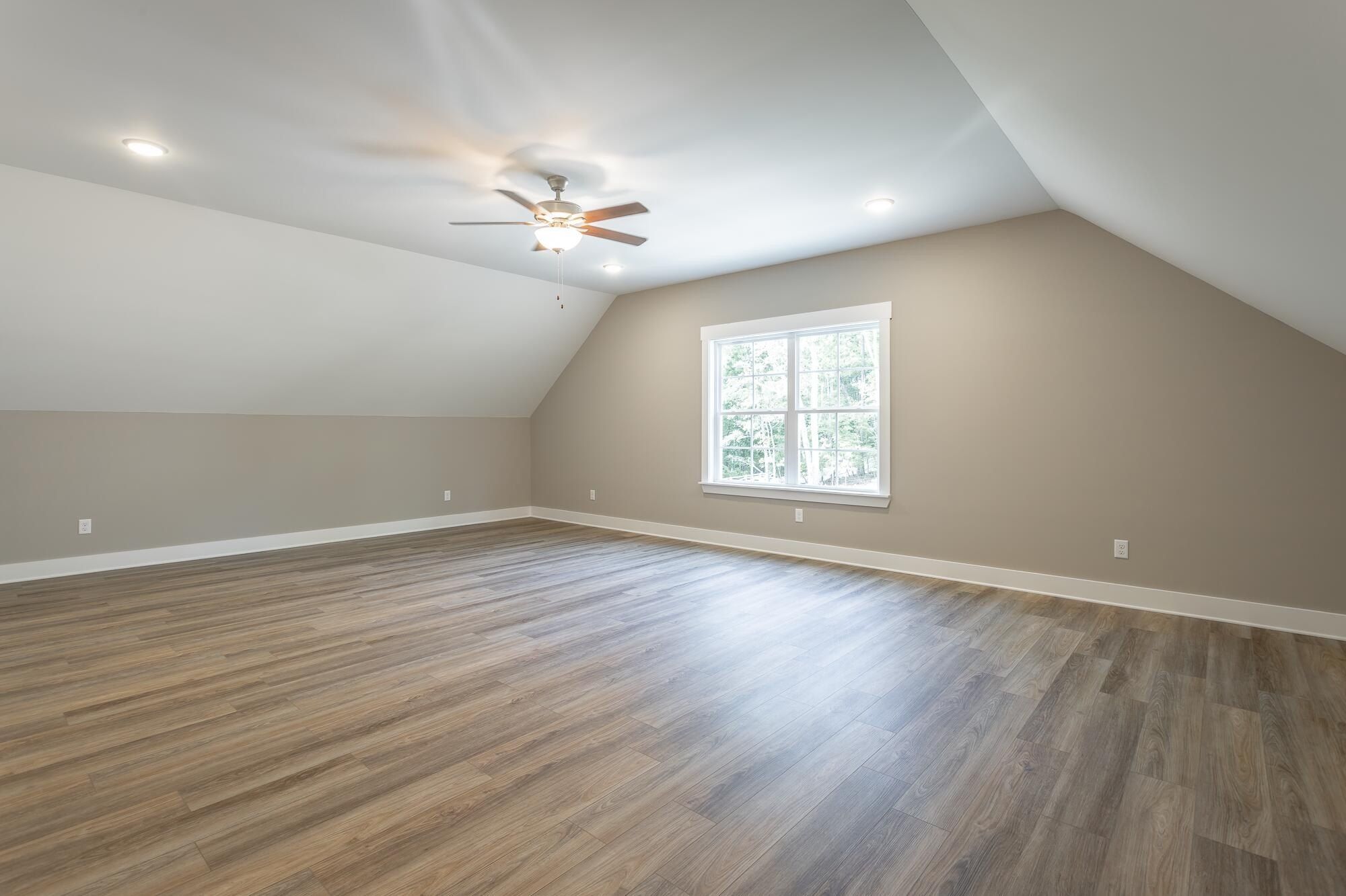 11570 Armstrong Road. Soddy Daisy, TN 37379