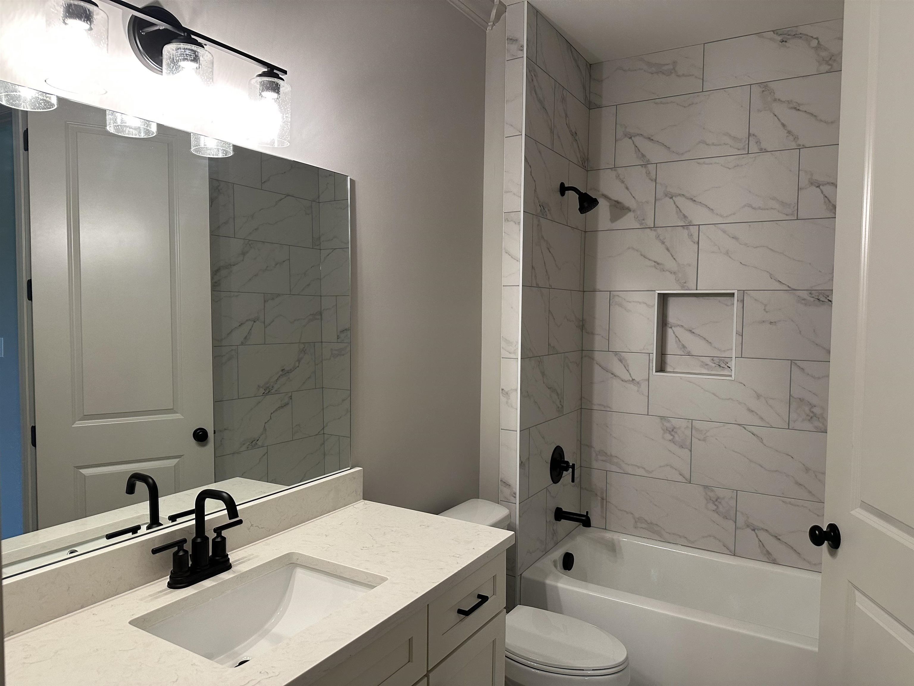 11508 Sunsparkler. Collierville, TN 38017