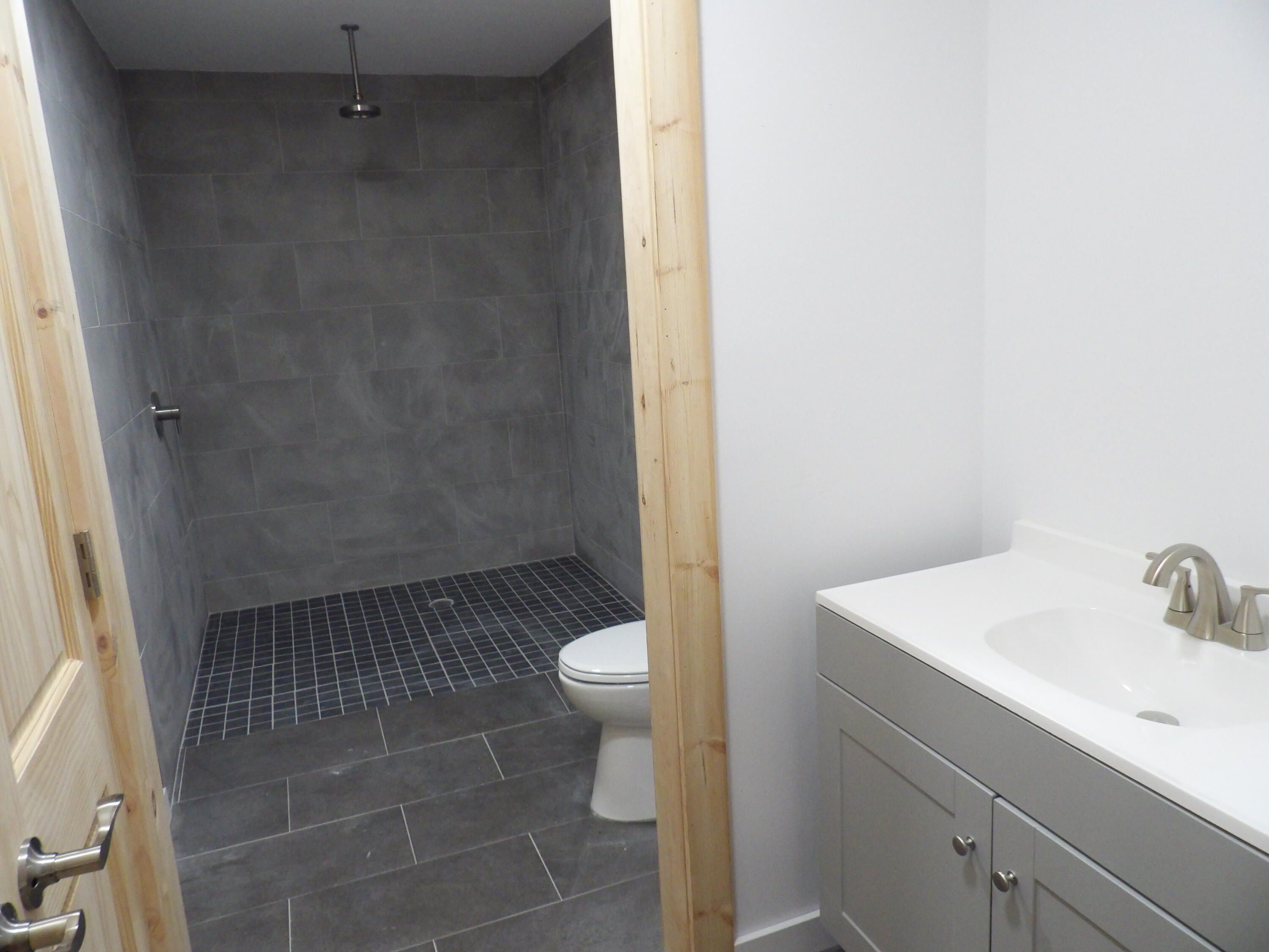 392 Hamilton Hollow Road. Crossville, TN 38572