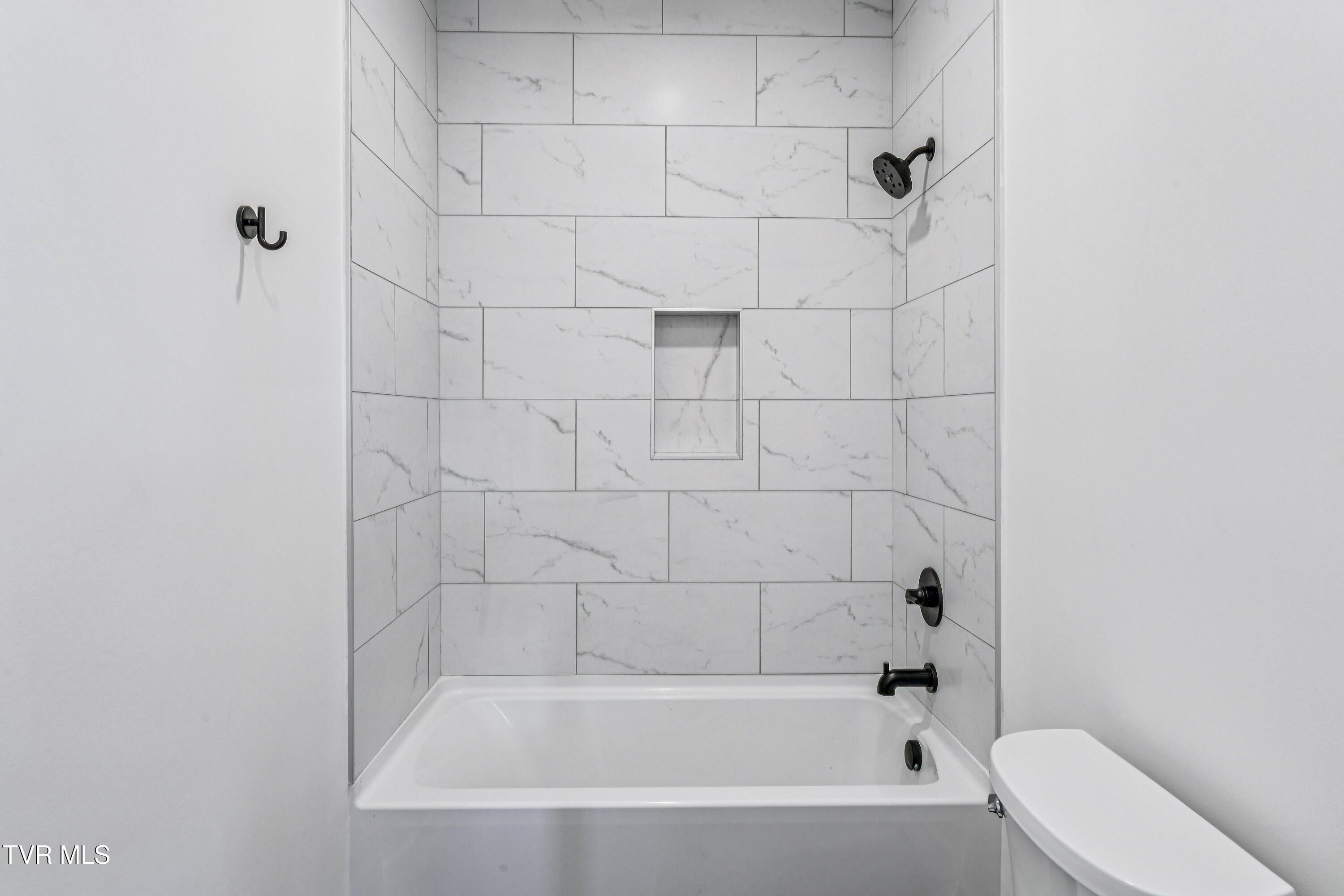 1533 Pactolas Road Unit 102. Johnson City, TN 37604