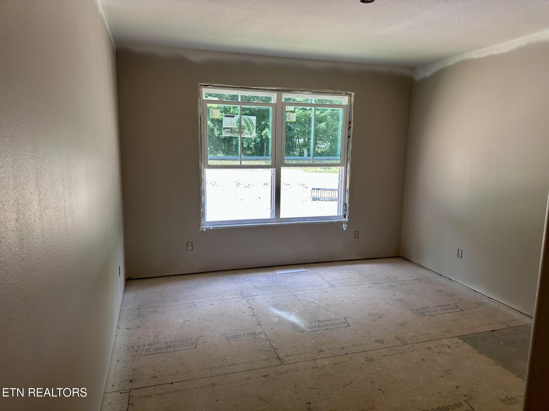 154 Adler Lane. Crossville, TN 38558