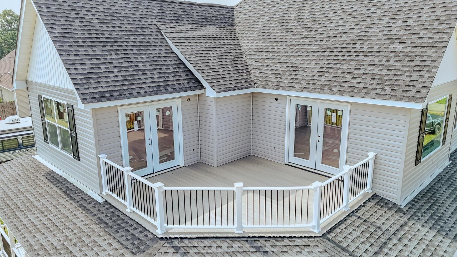 15 Titan. Savannah, TN 38372