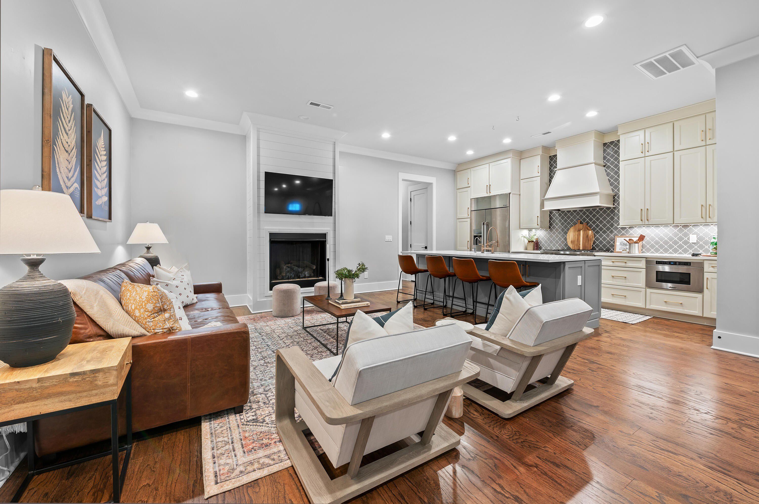 357 E 4Th Street. Chattanooga, TN 37403