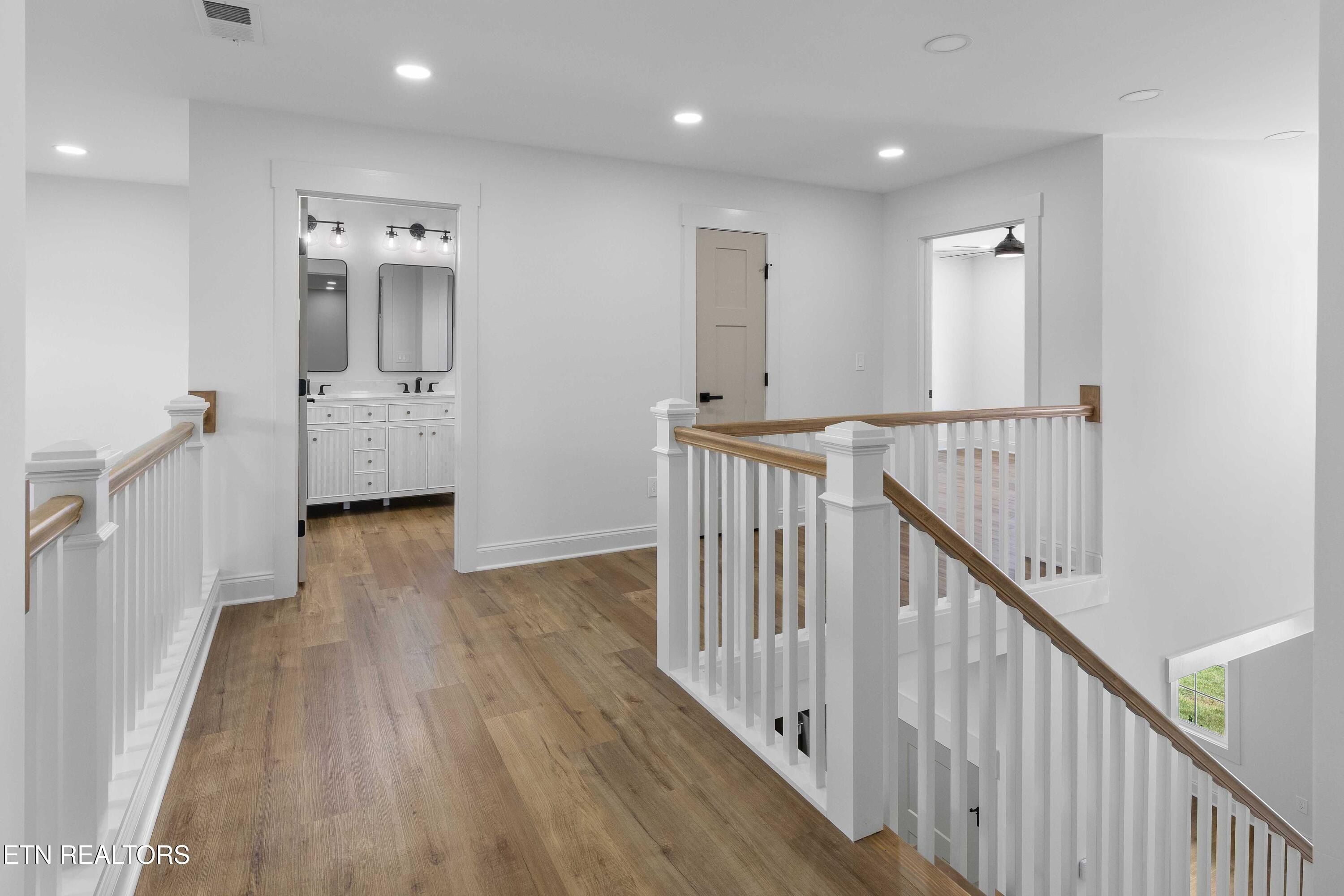 293 Sugar Maple Tr. Lenoir City, TN 37771