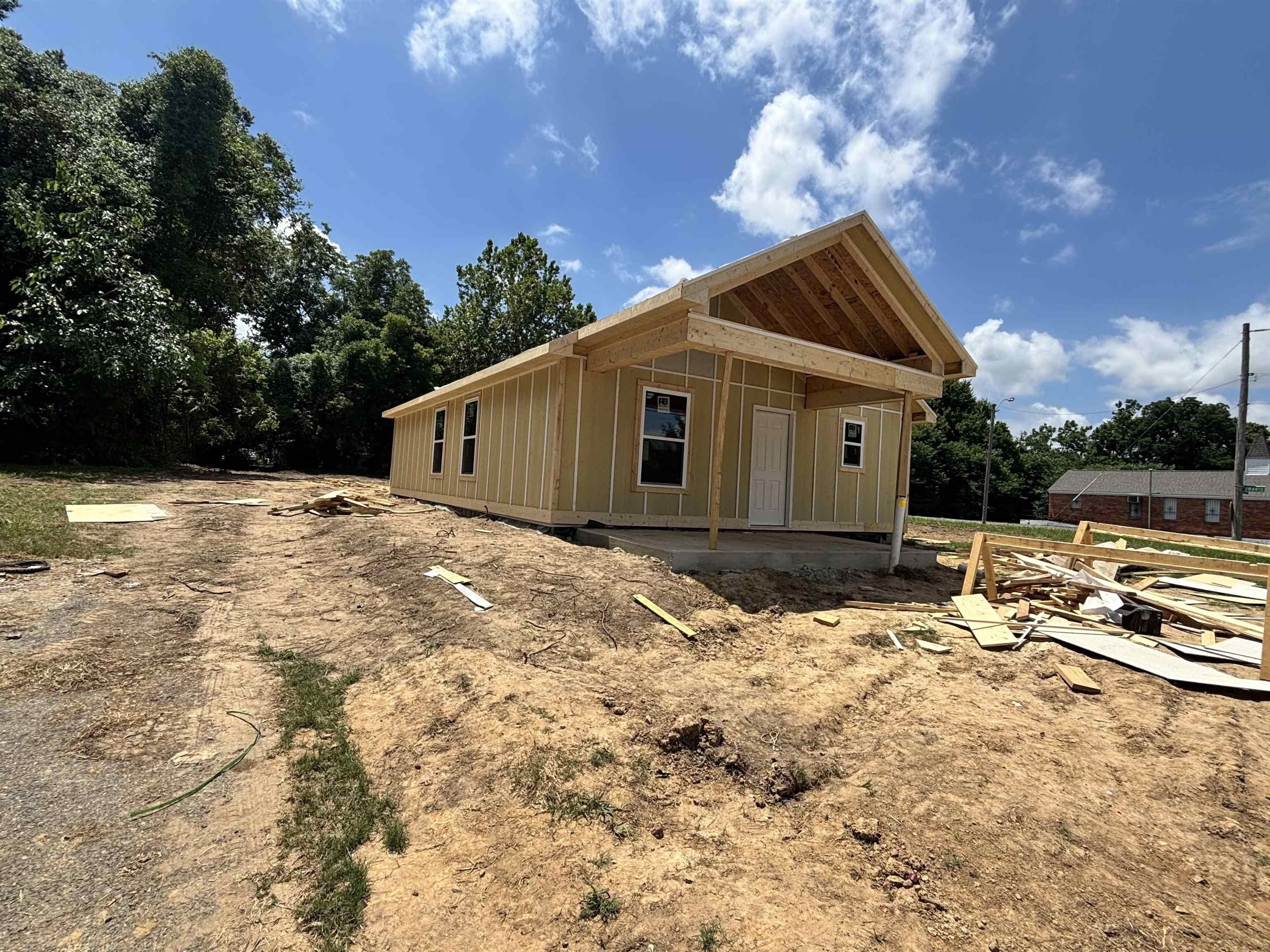 581 Gilleas. Memphis, TN 38109