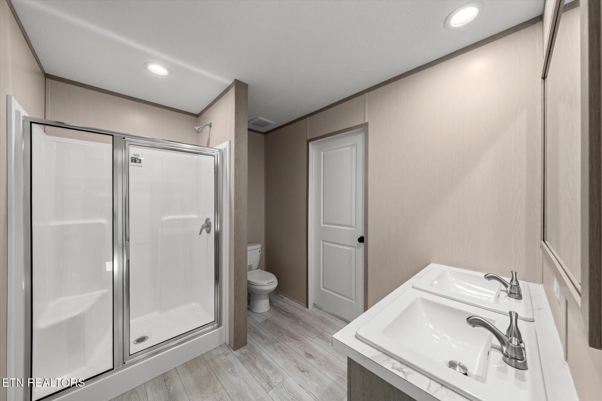 612 Caldwell Rd. Loudon, TN 37774