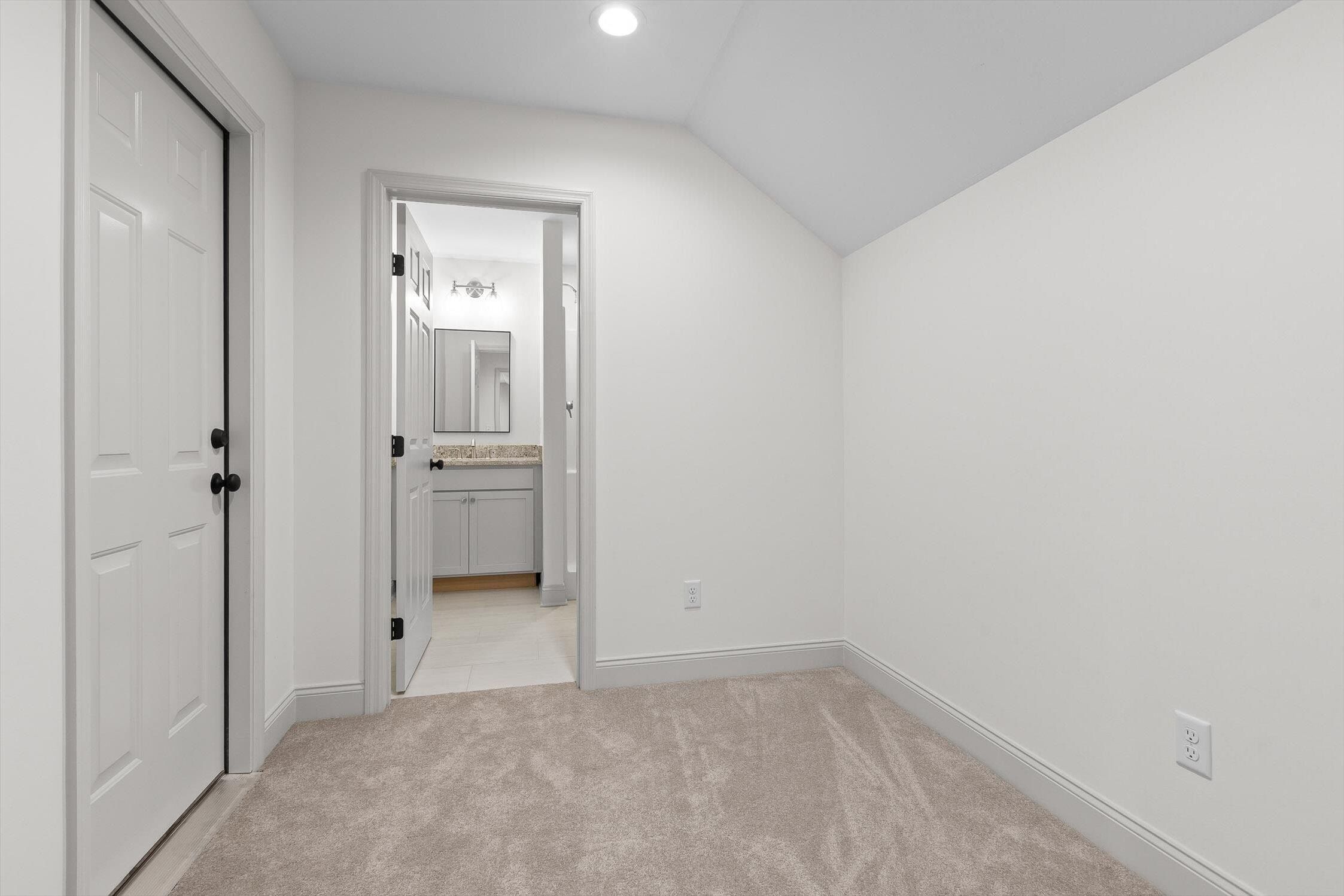 5967 Winding Lane. Hixson, TN 37343