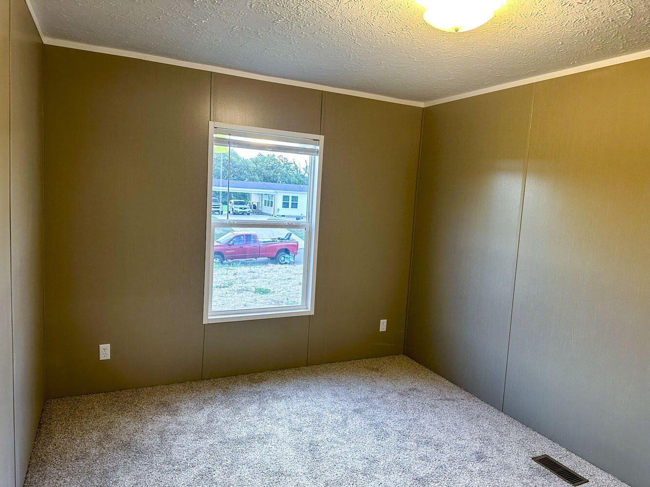 1555 River Path. Morristown, TN 37813