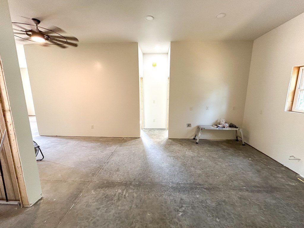 1539 Bull Durham Rd. Paris, TN 38242